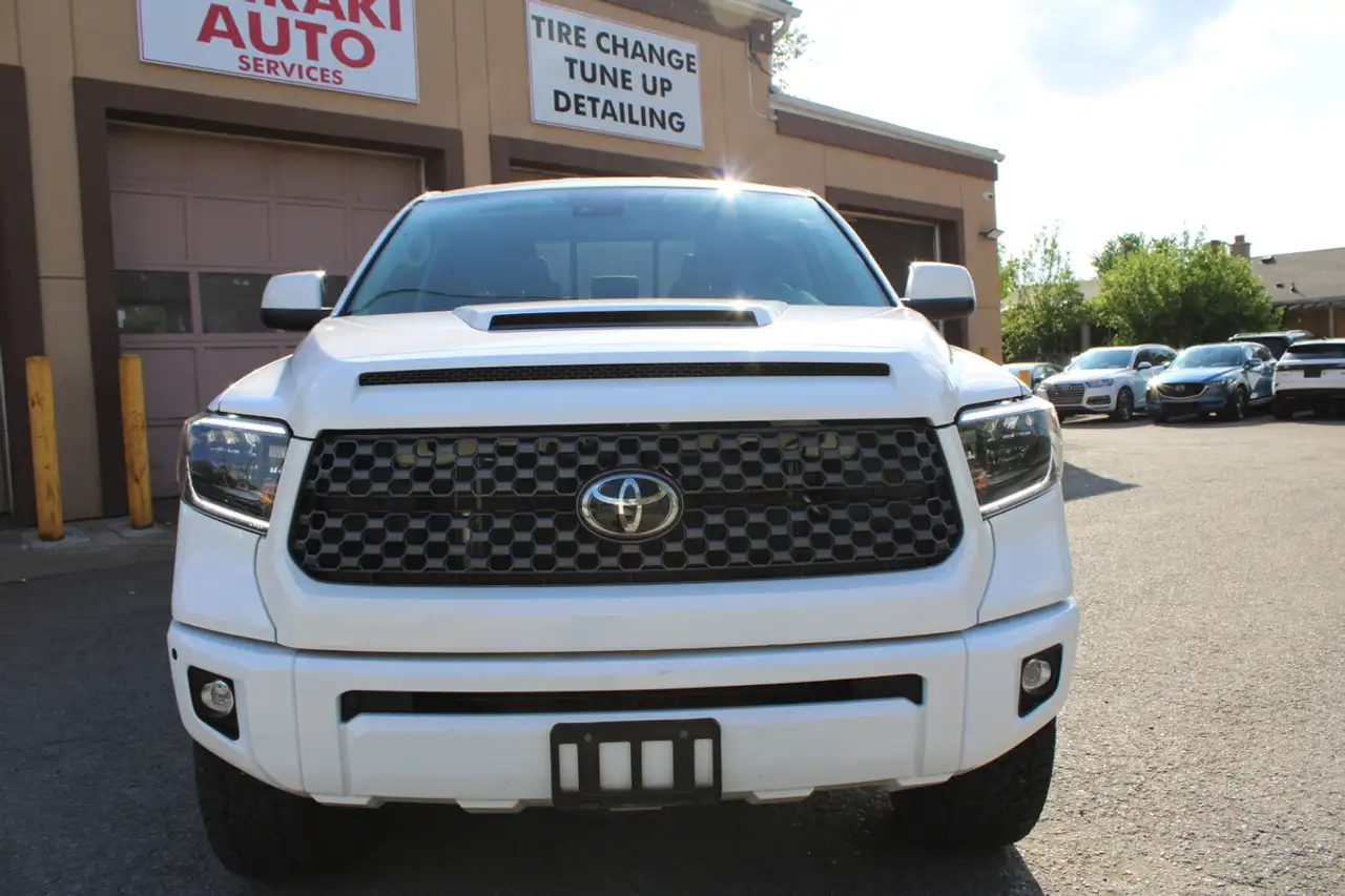 Toyota Tundra photo Toyota Tundra