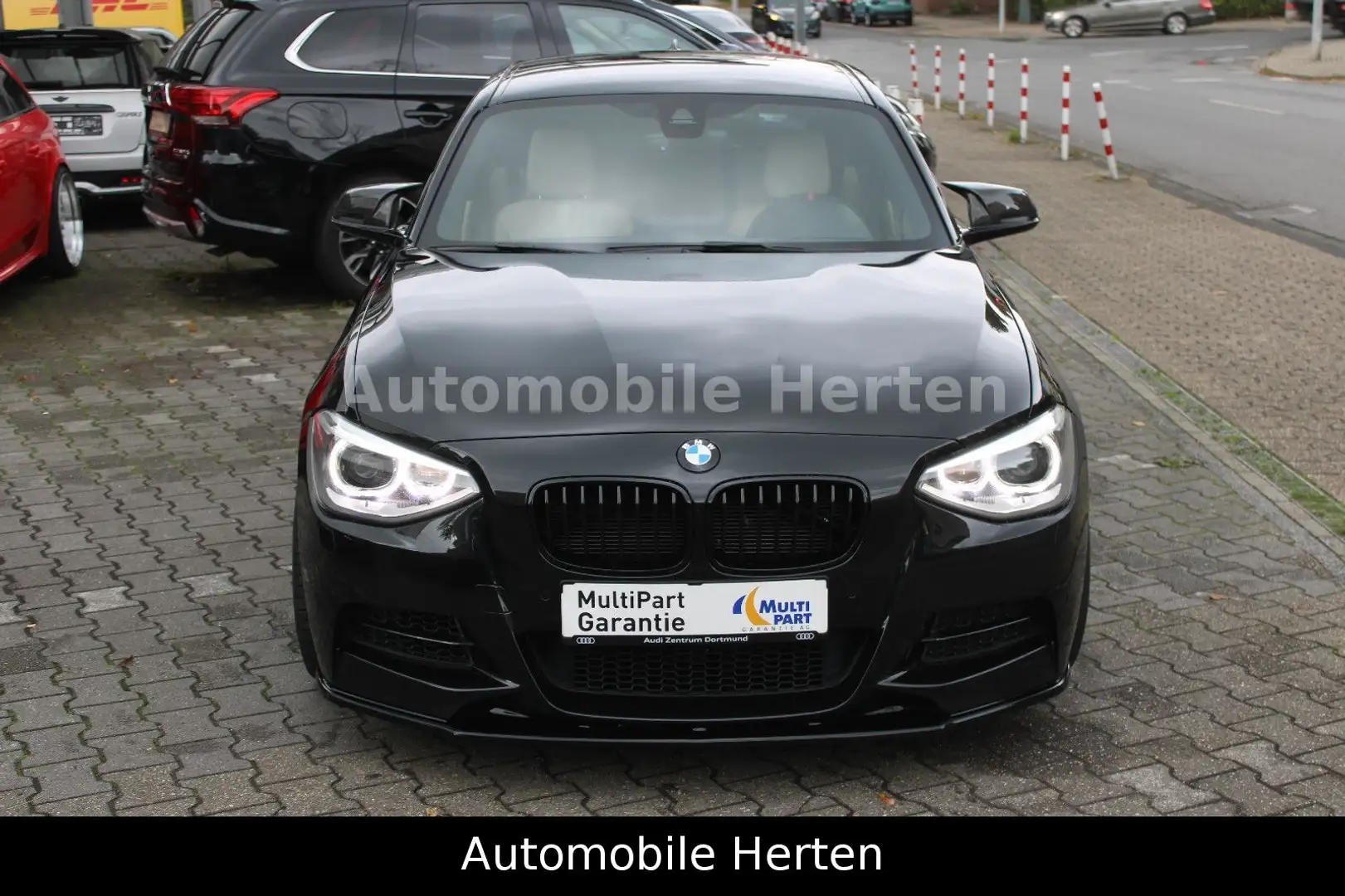 BMW 135 i*5-TÜRIG*SCHALTER*NAVI*95TKM*DEUTSCH*TOP* Schwarz - 2