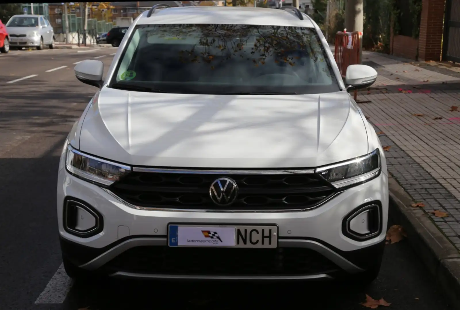 Volkswagen T-Roc 2.0TDI Más Dark DSG7 110KW Blanco - 2