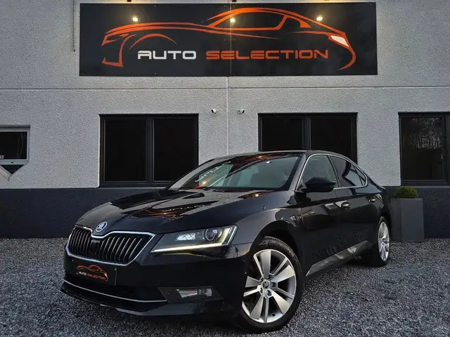 Skoda Superb 1.6 TDi - DSG - LEATHER - LED - SUREQUIPEE