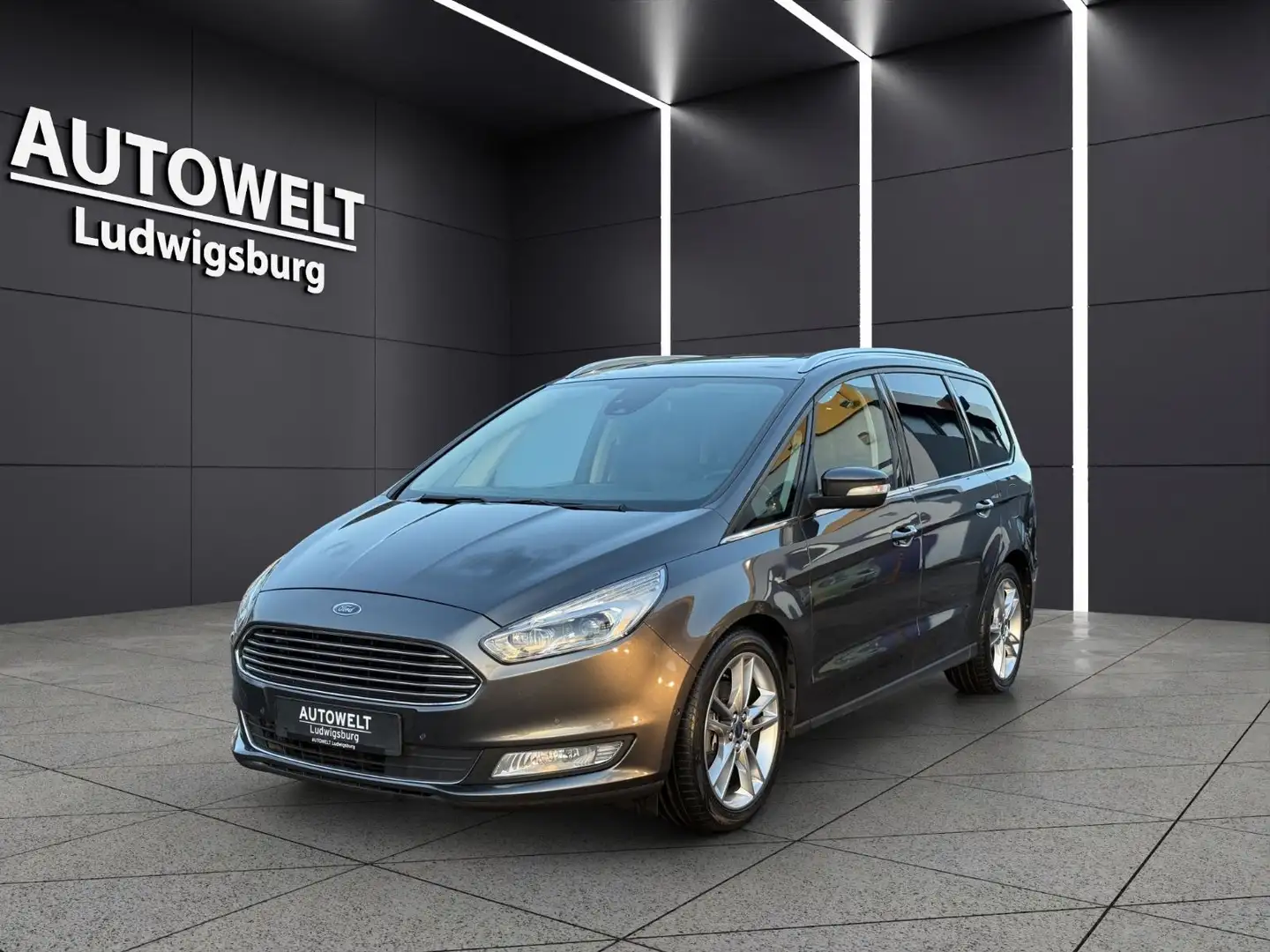 Ford Galaxy Titanium 2.0 Autom. 7-Sitze-Modelpflege Gri - 1