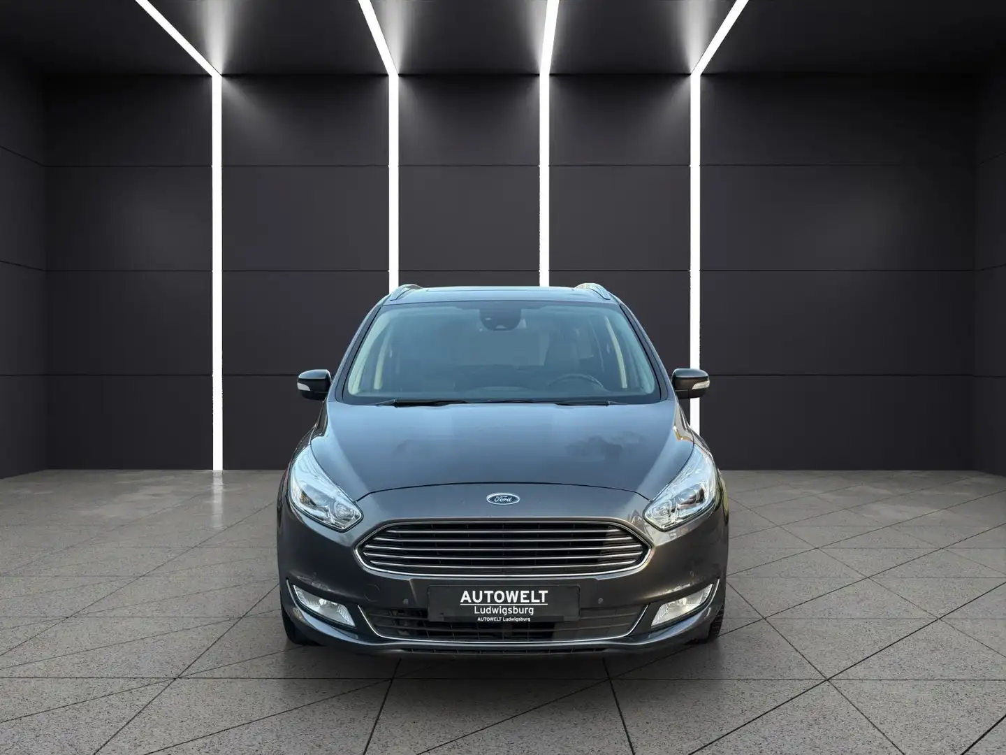 Ford Galaxy Titanium 2.0 Autom. 7-Sitze-Modelpflege Gri - 2