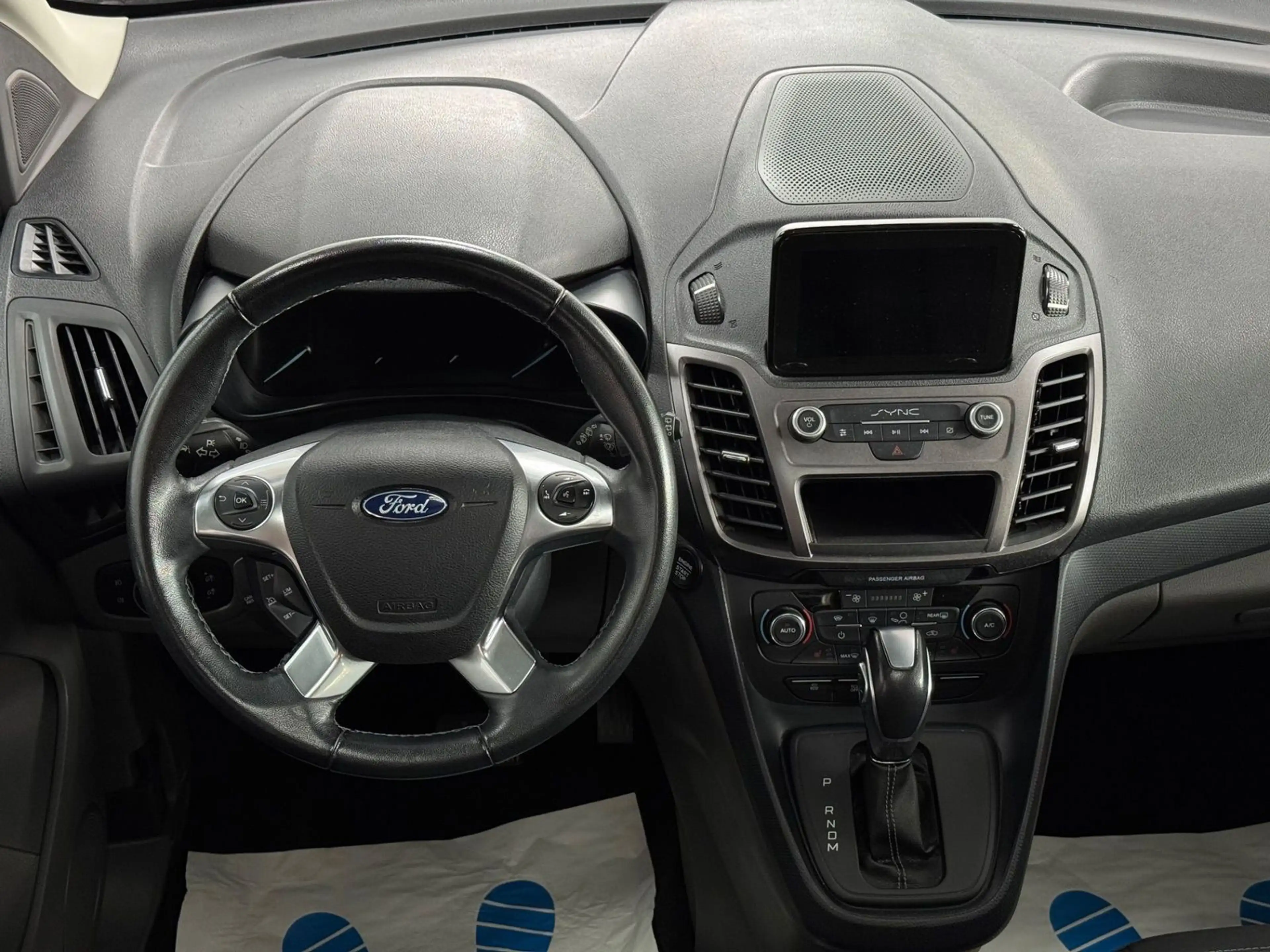 Ford Grand Tourneo Connect 1.5 TDCi Active 7 SITZ PAN — photo 5
