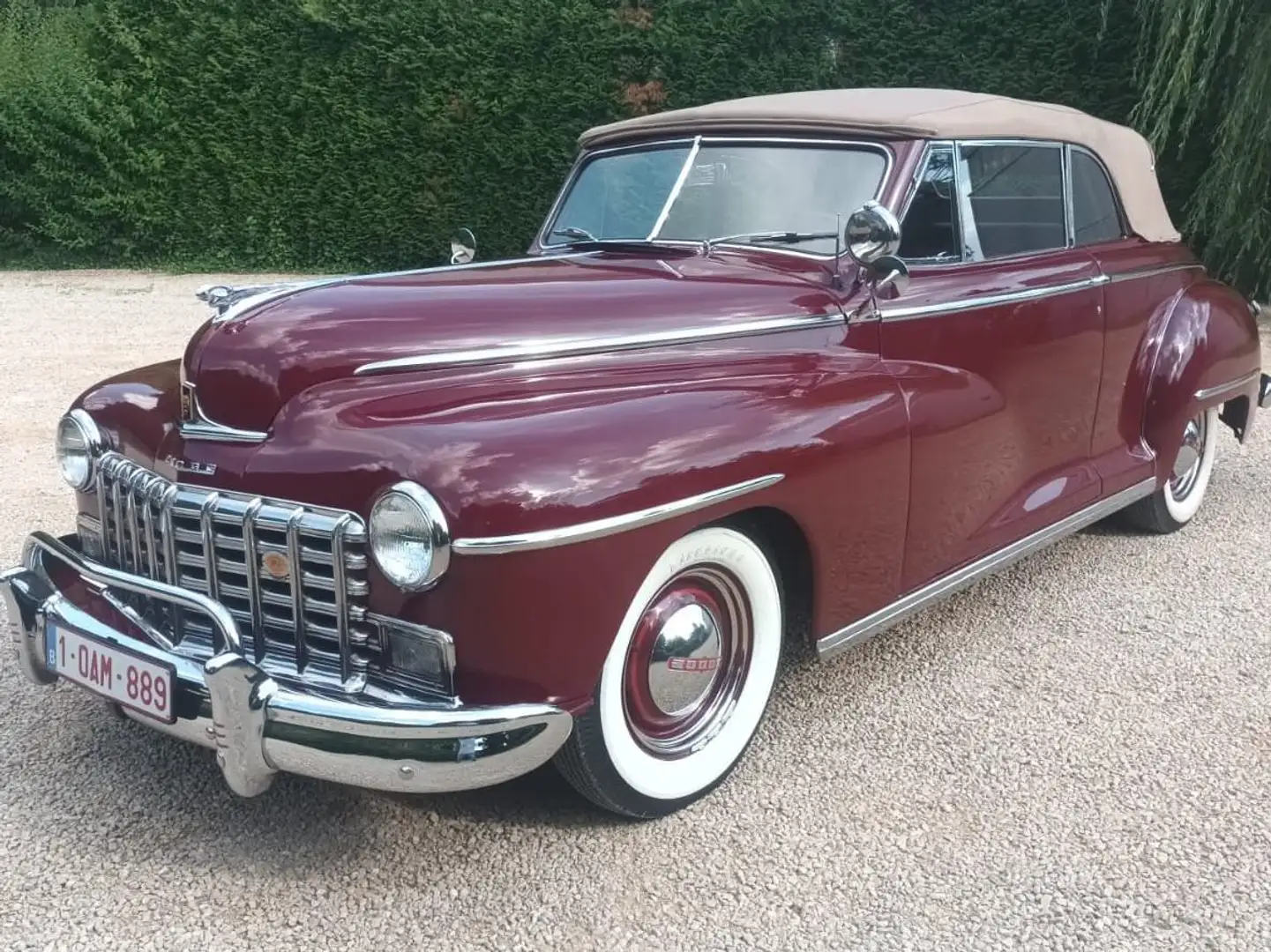 Oldtimer Dodge 6 cylindres cabriolet 1947 - 1