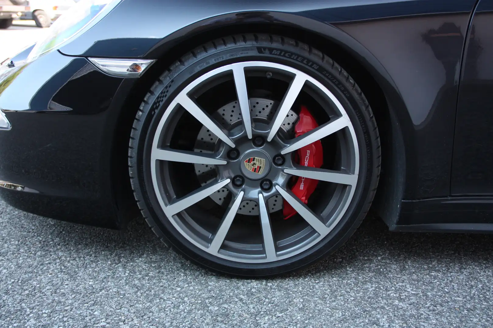 Porsche 911 911 Carrera 4S Cabriolet 3.8i 400 PDK Schwarz - 2
