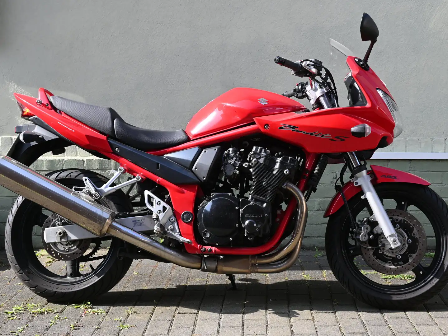 Suzuki Bandit 650 GSF650/S, Sporttourer, 227kg, einfache Handhabung Rot - 1