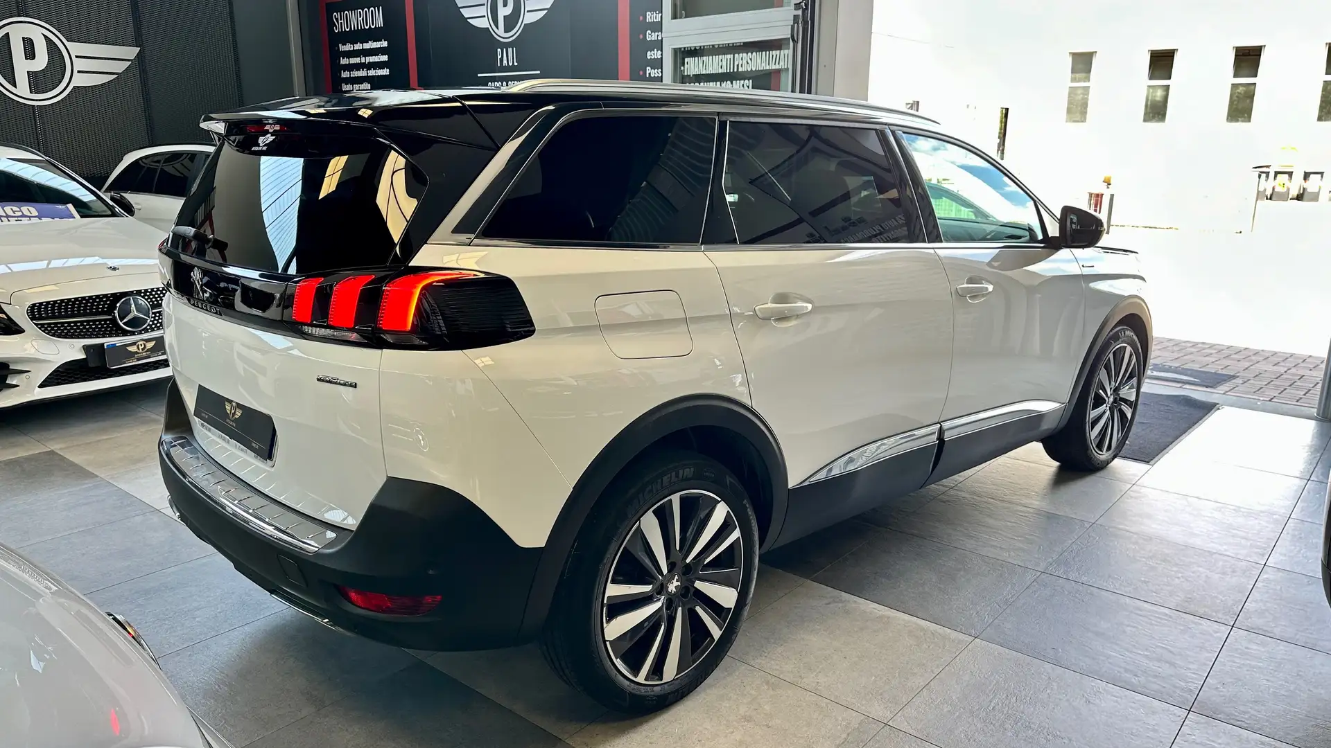 Peugeot 5008 1.5 BlueHDi 130CV S&S GT Line Bianco - 2