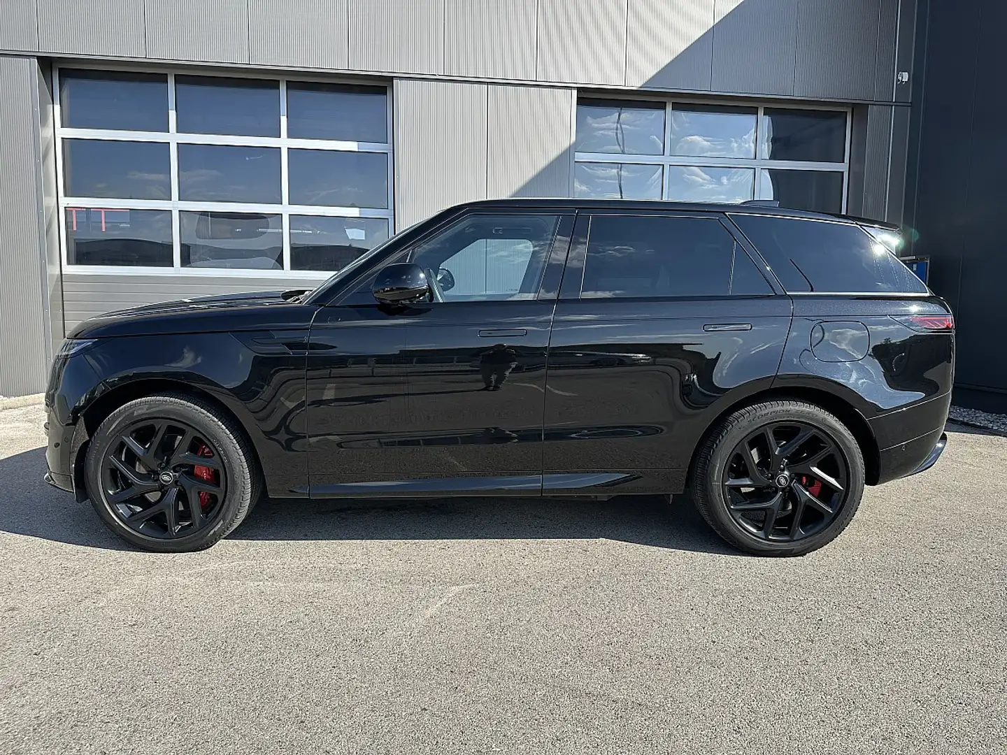 Land Rover Range Rover Sport P460e PHEV AWD Dynamic SE Aut. Schwarz - 1