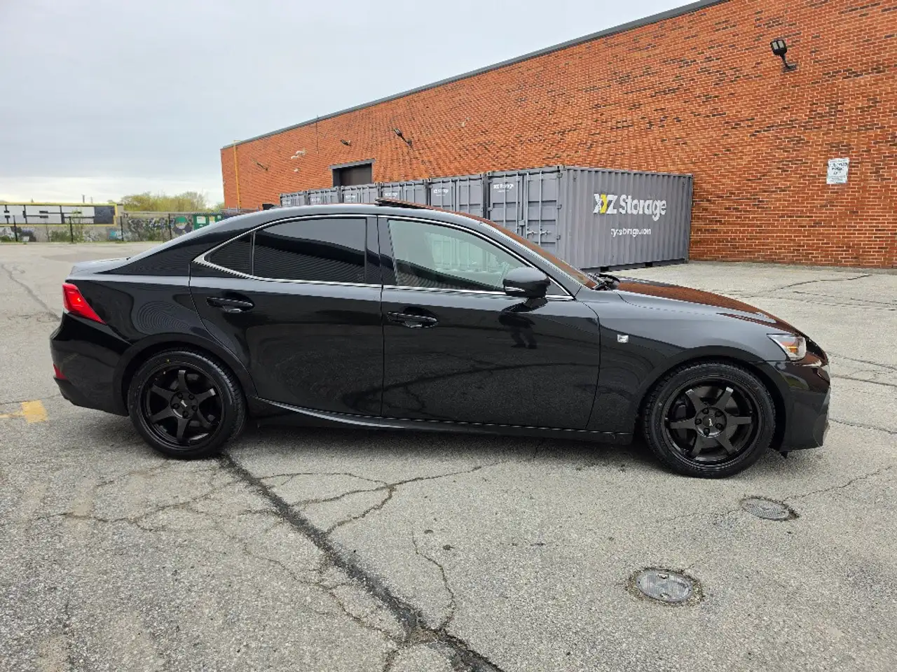 Lexus IS снимка Lexus IS