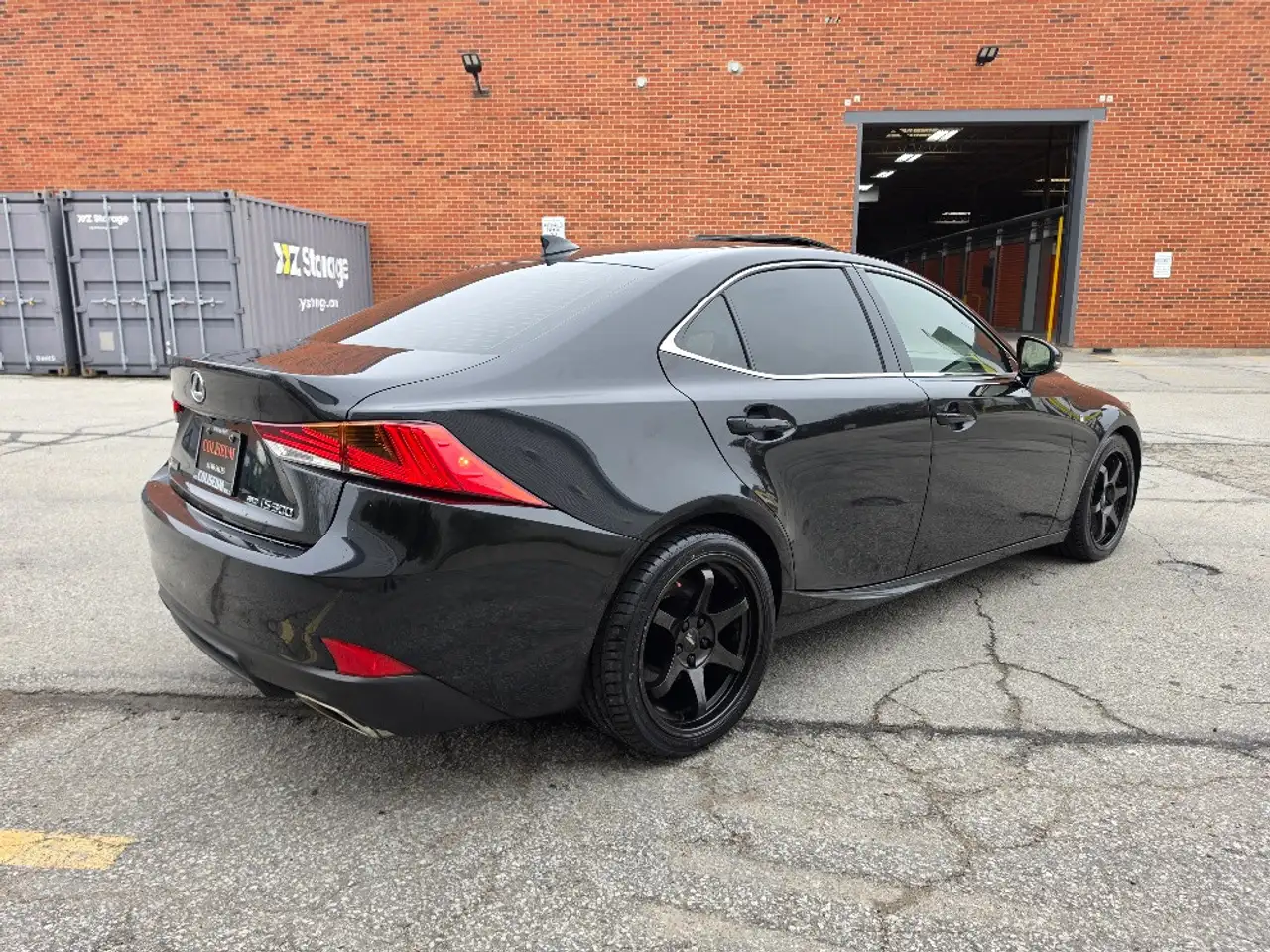 Lexus IS снимка Lexus IS