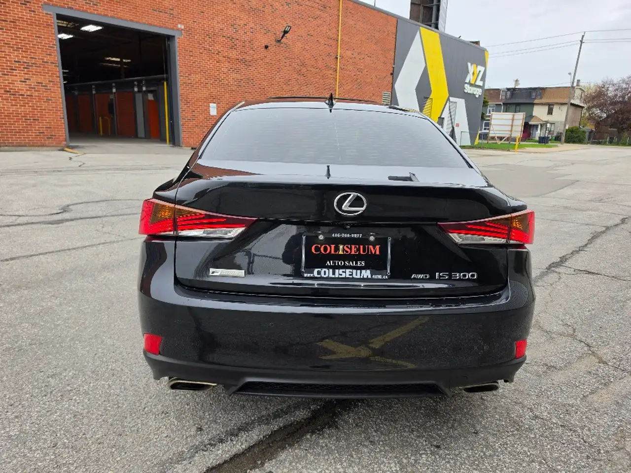 Lexus IS снимка Lexus IS