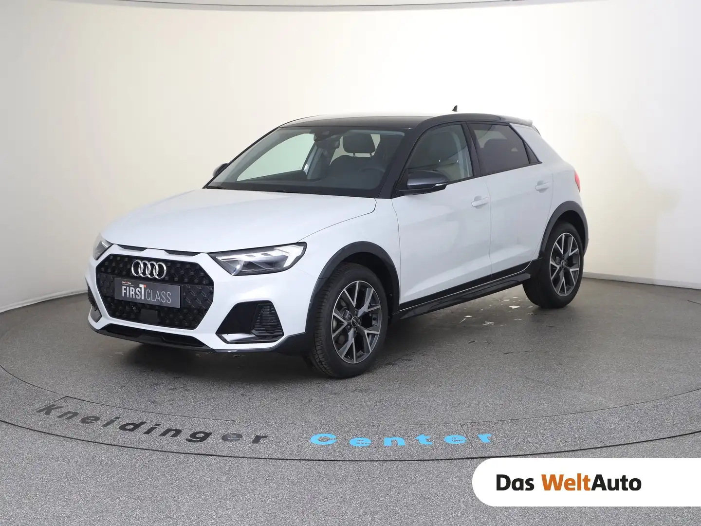 Audi A1 30 TFSI intense Weiß - 1