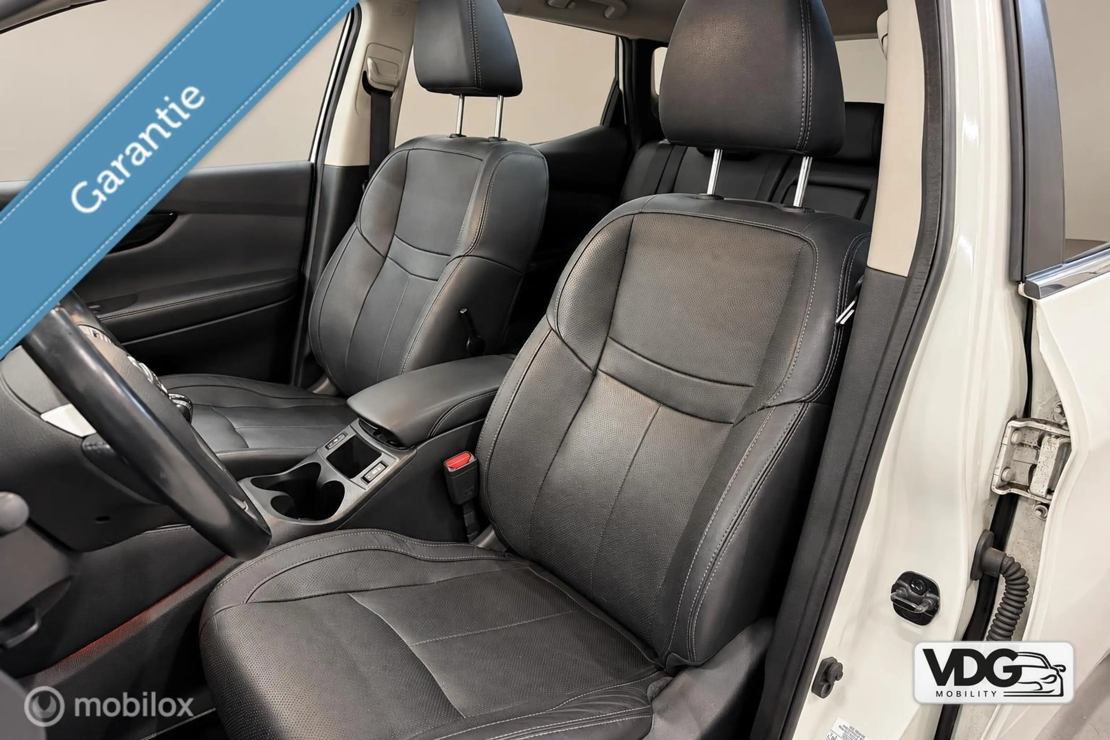 Nissan Qashqai 1.2 Tekna ✓Pano✓Trekh✓Leer✓stoel&voorruitverw — photo 7