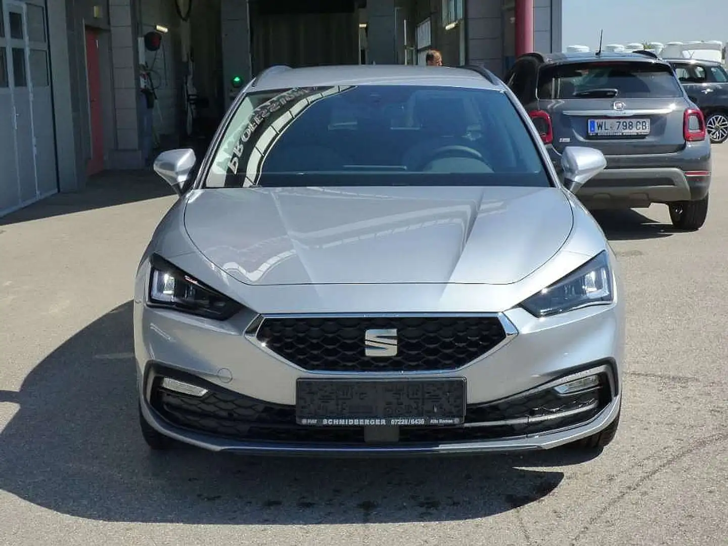 SEAT Leon ST 1,5 TSI ACT Style Silber - 2