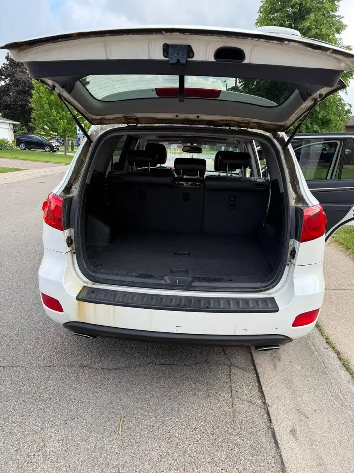 Hyundai SANTA FE снимка Hyundai SANTA FE