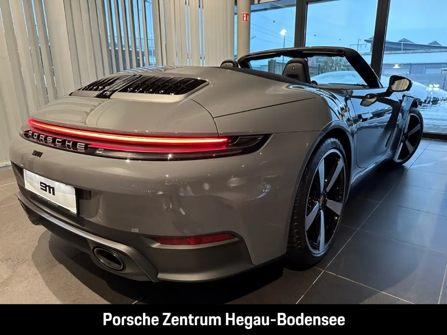 Porsche 992 (911) Carrera Cabriolet Facelift/Sport Chrono Pake Grau - 2