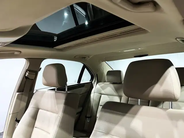 Mercedes-Benz E-Class view 9