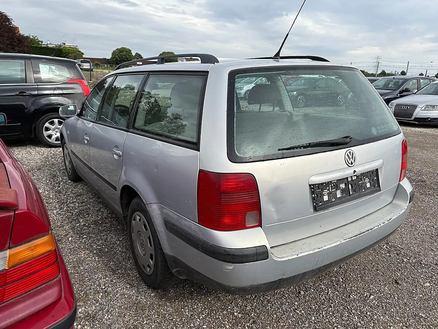 Volkswagen Passat 1,9 Comfortline TDI Silber - 2