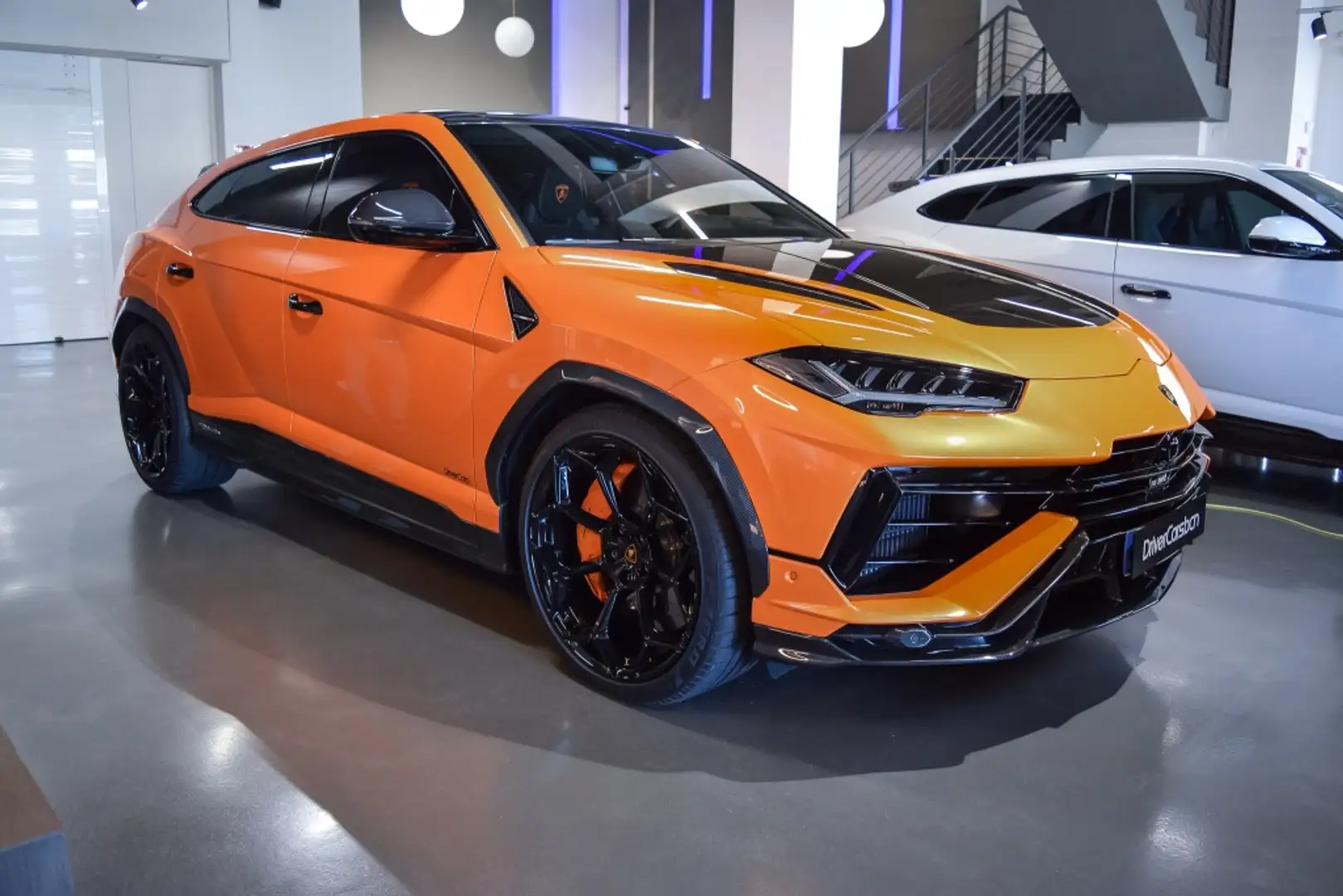 Lamborghini Urus Performante Oranje - 1