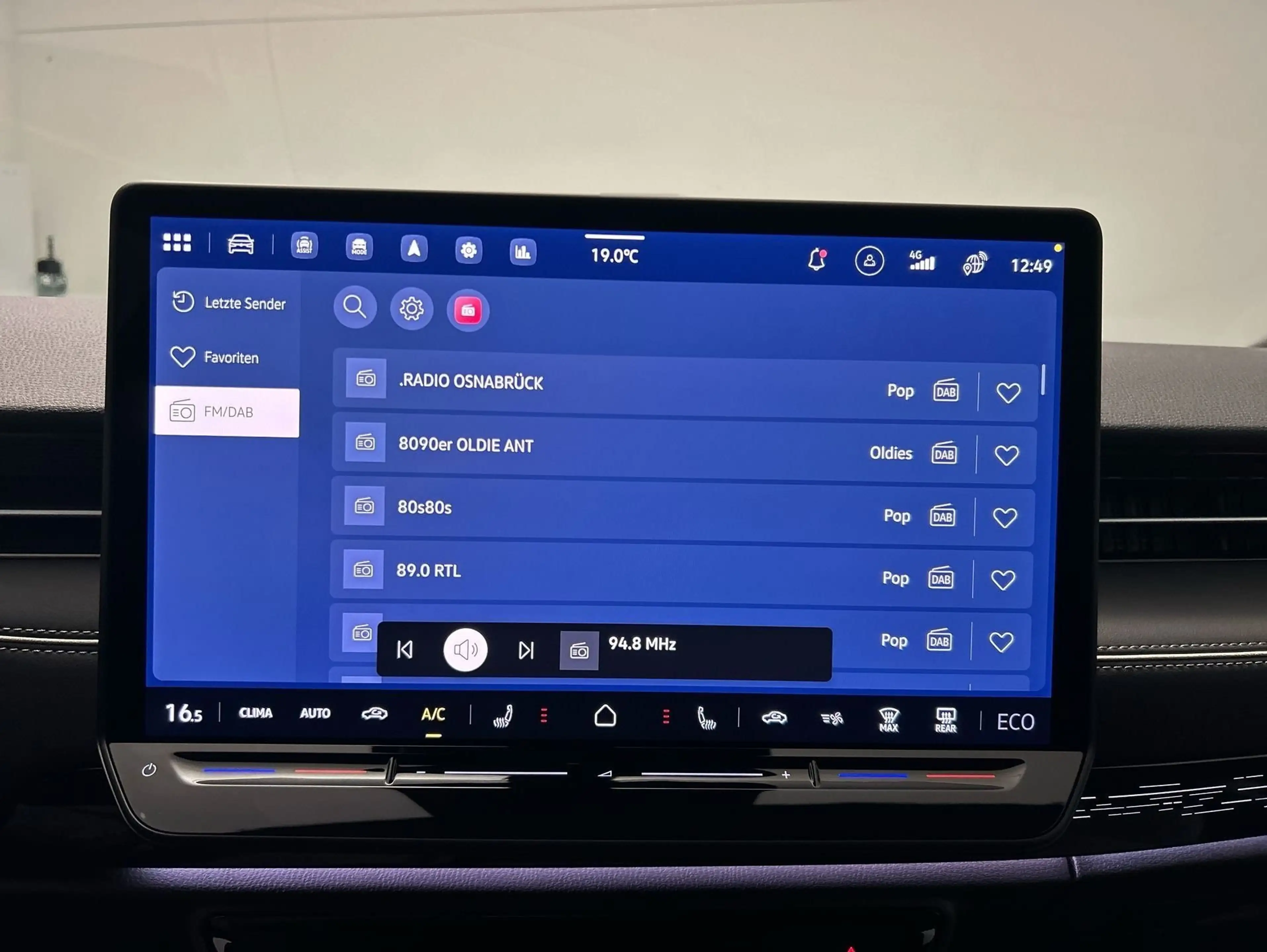 Volkswagen ID.7 Tourer Pro 77 kWh CarPlay Black Matrix CCS — photo 10