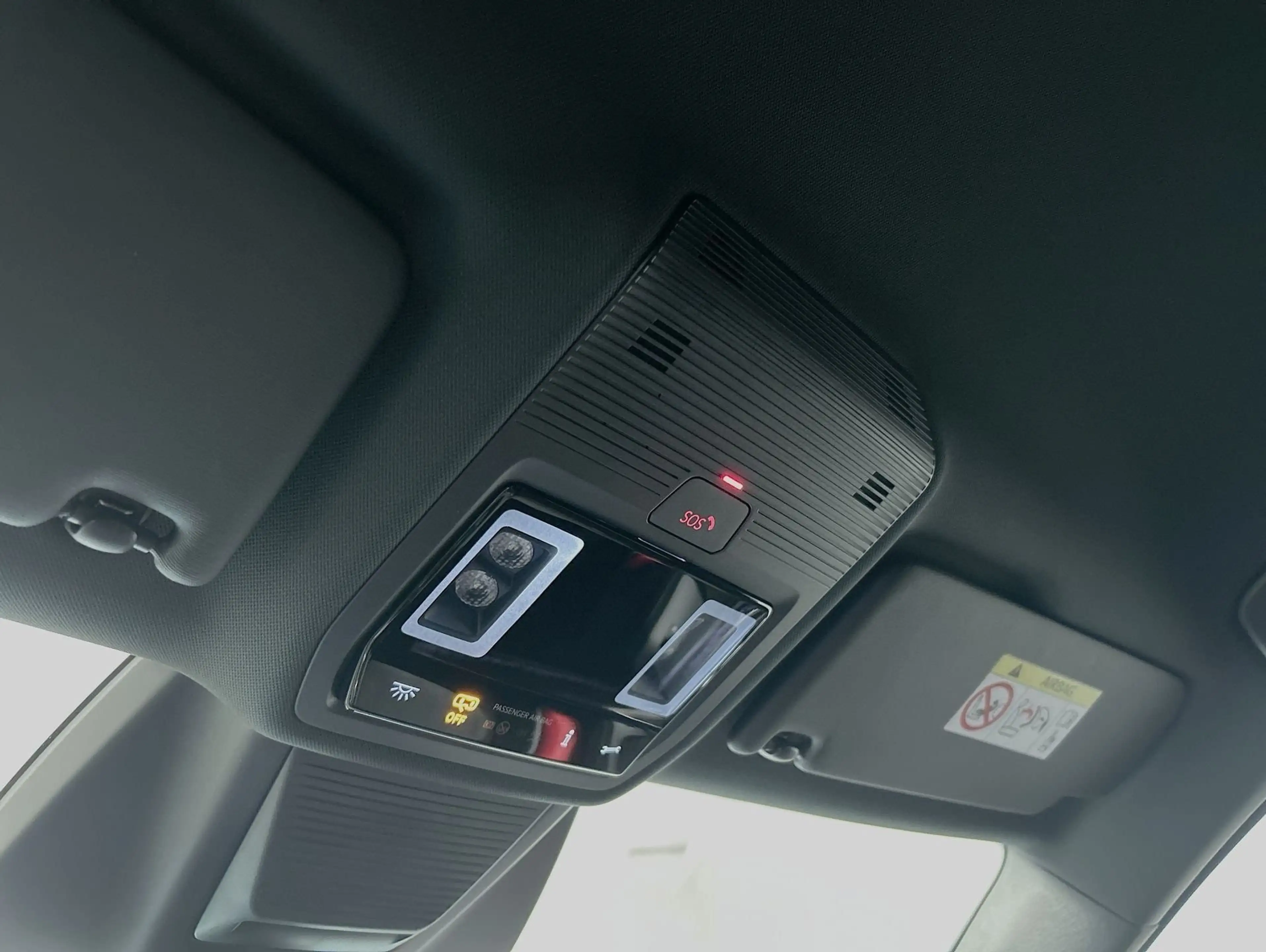 Volkswagen ID.7 Tourer Pro 77 kWh CarPlay Black Matrix CCS — photo 14