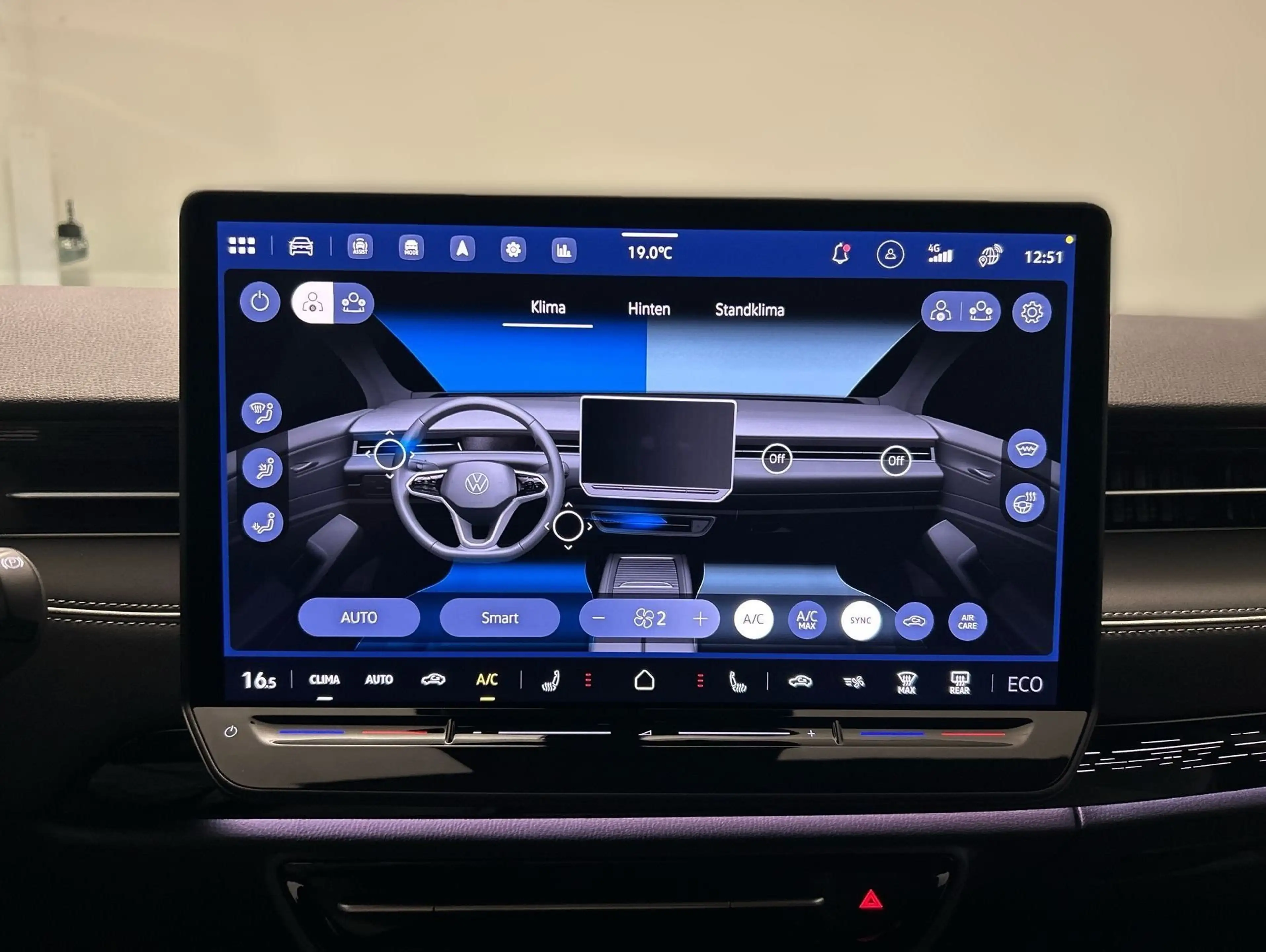 Volkswagen ID.7 Tourer Pro 77 kWh CarPlay Black Matrix CCS — photo 15