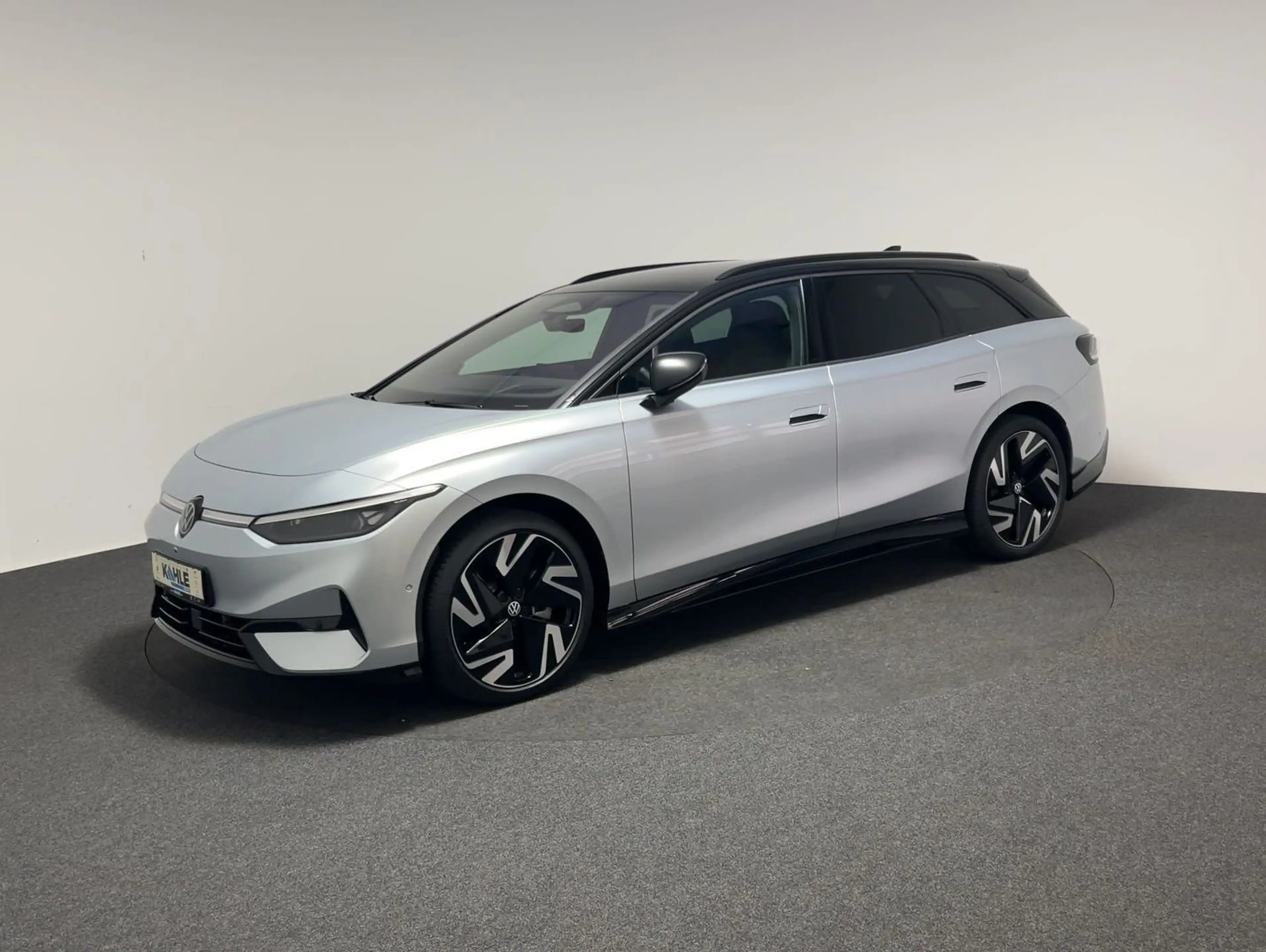 Volkswagen ID.7 Tourer Pro 77 kWh CarPlay Black Matrix CCS — photo 3
