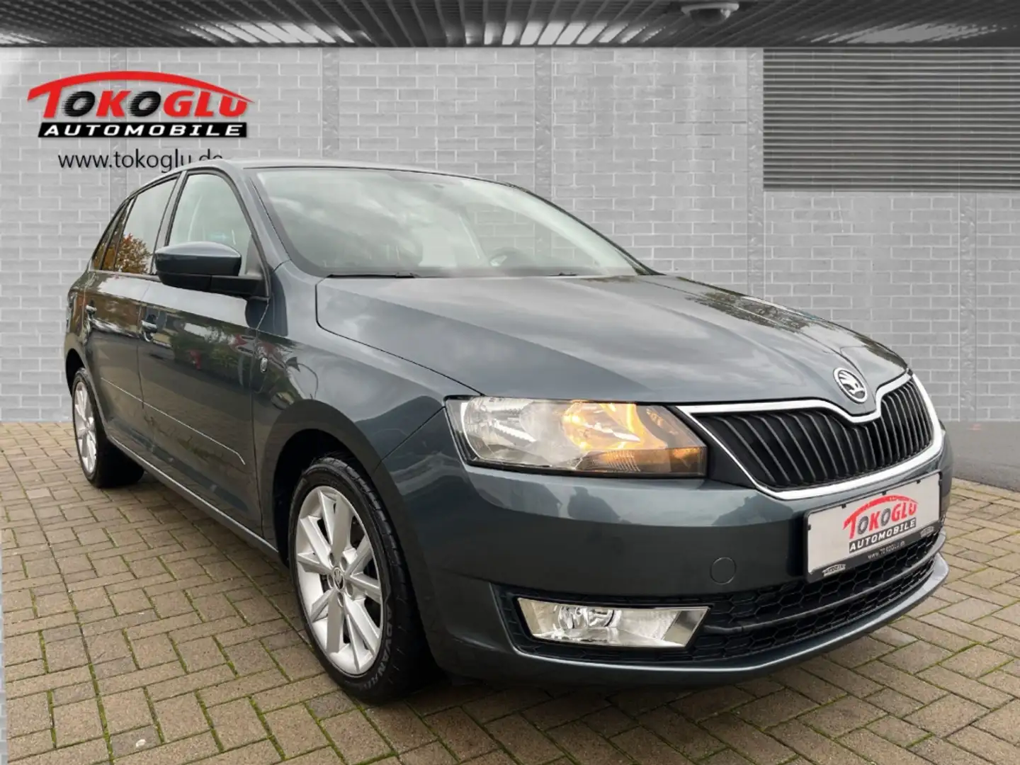 Skoda Rapid/Spaceback Spaceback Drive 1.2 TSI Sperrdiff. Klimaautom SHZ Grau - 1