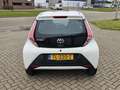 Toyota Aygo 1.0 VVT-i NL-auto Cruise control Airco Lage km sta Wit - thumbnail 4