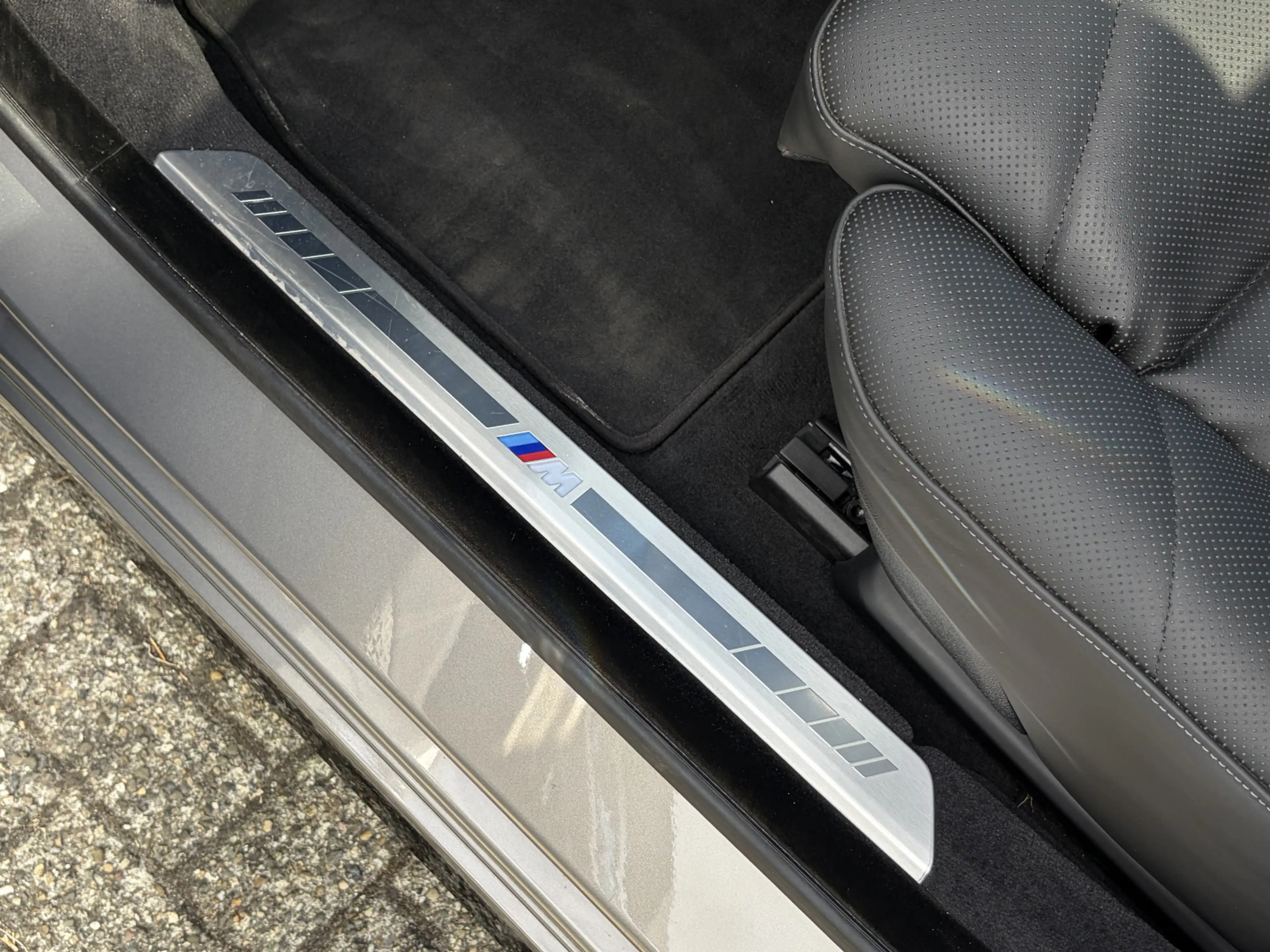 BMW i7 eDrive50 | M-Sport | 21" | Iconic glow | Tv achter — photo 8