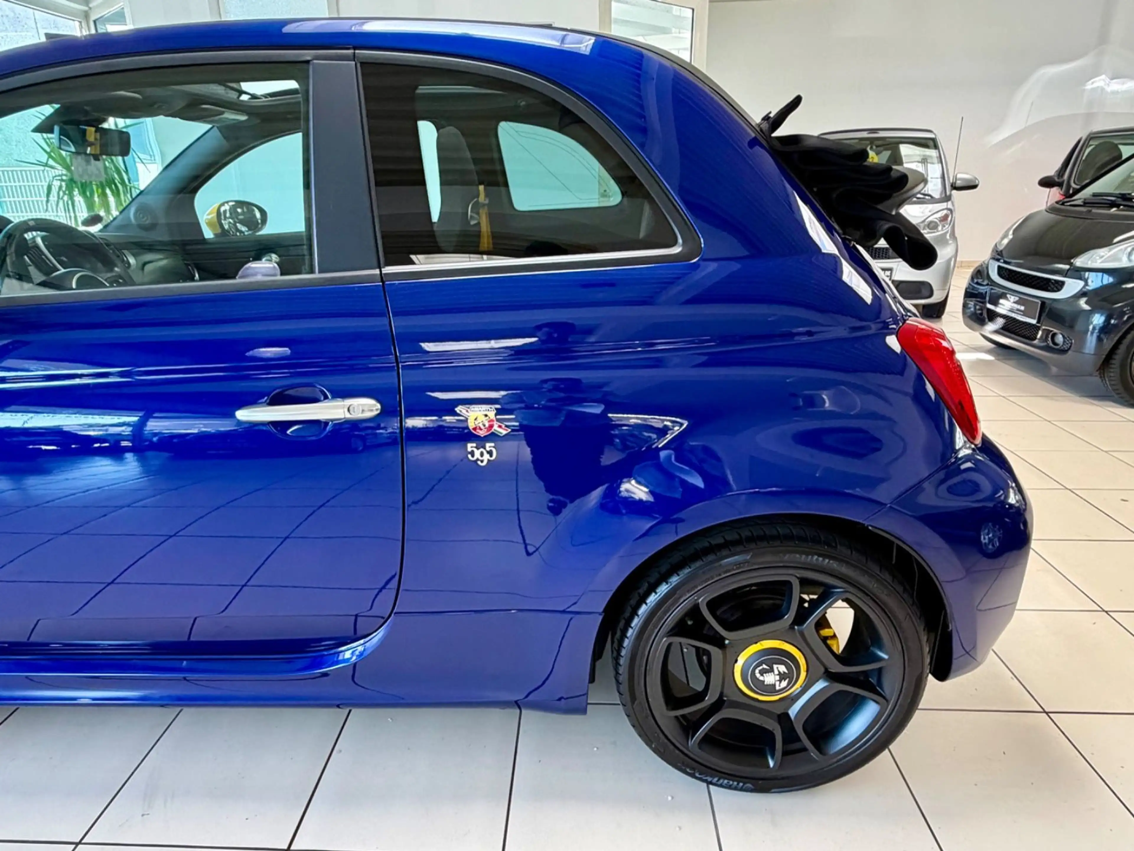 Abarth 500 Cabrio 595 C Pista — photo 8