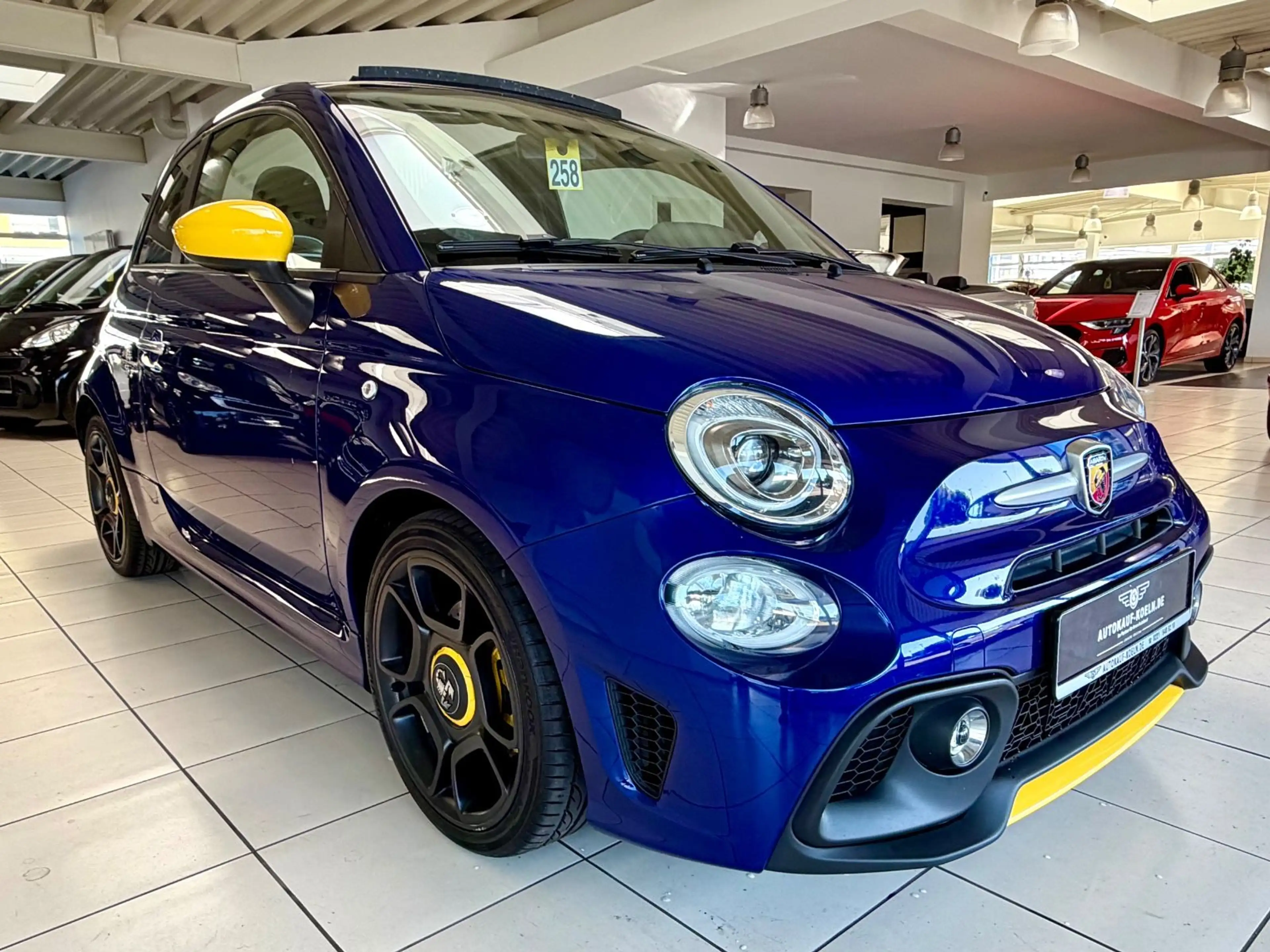 Abarth 500 Cabrio 595 C Pista — photo 4