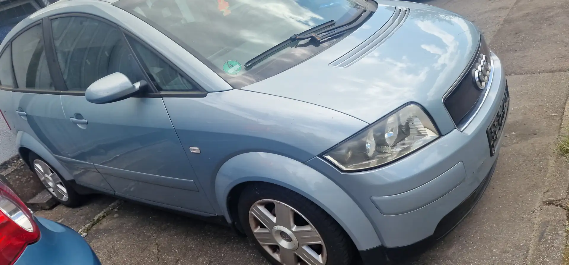 Audi A2 1.4 Gri - 2
