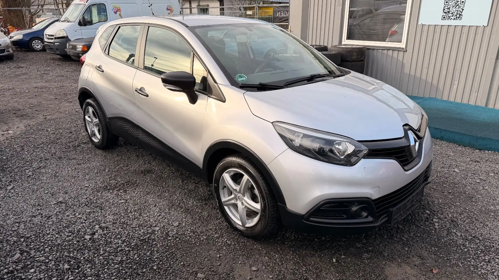 Renault Captur Expression Grau - 1