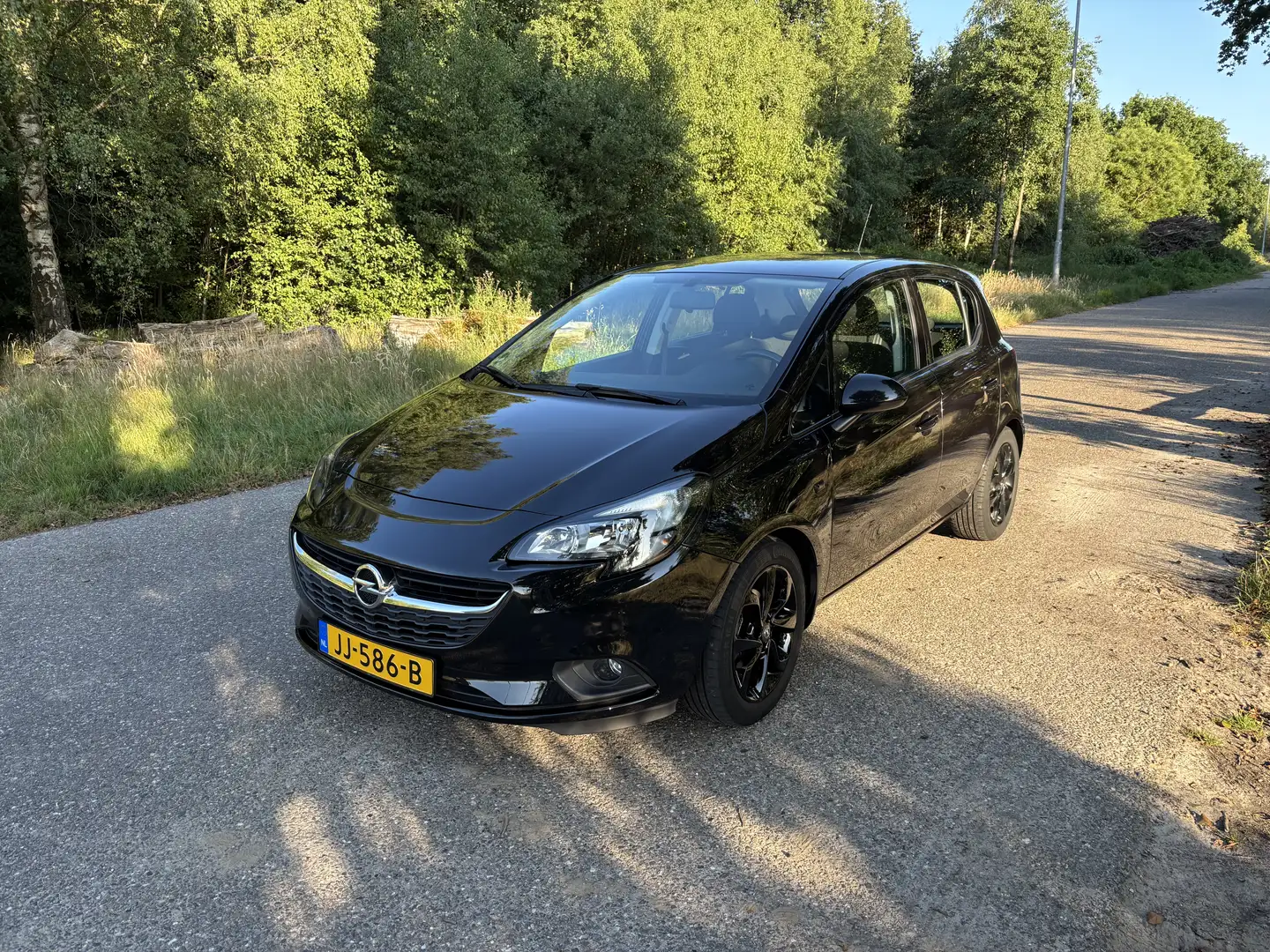 Opel Corsa-e 1.4 Edition Zwart - 1