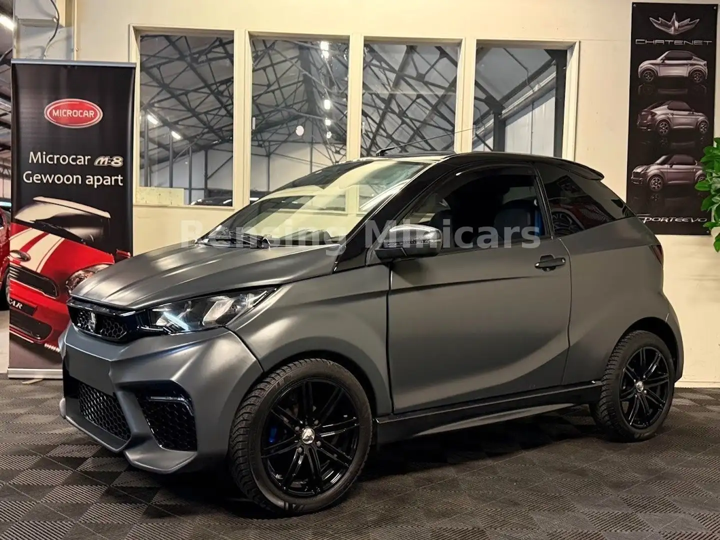 Aixam Coupé GTI MATT GREY Mopedauto Microcar 45 KM Noir - 1
