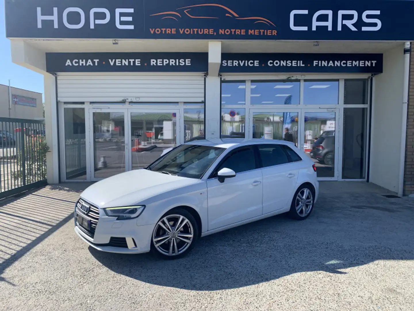 Audi A3 2.0 TDI 150CH S LINE - 1