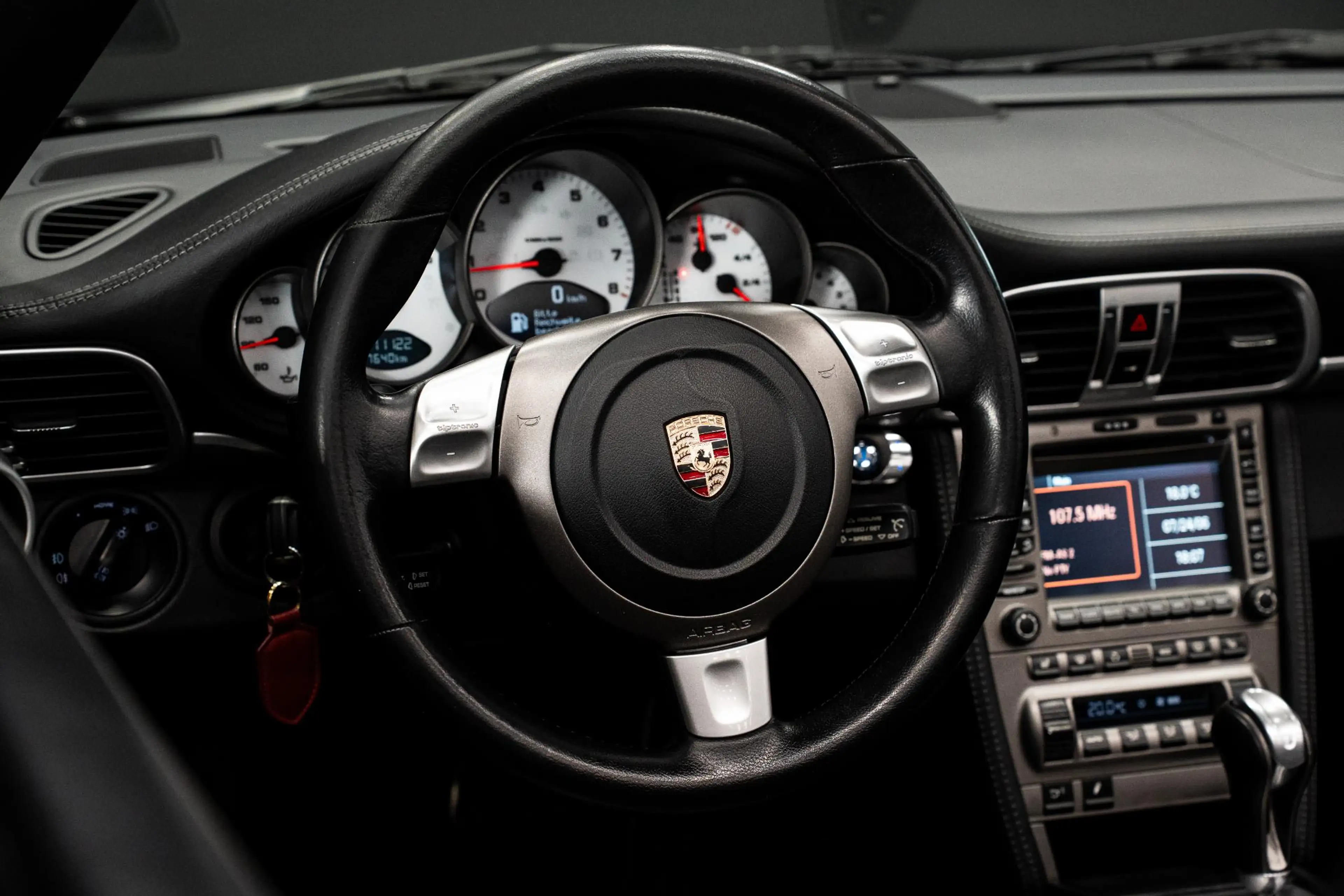 Porsche 997 Cabrio 3.8 Carrera S *BOSE / Cruisecontrol / PASM — photo 19