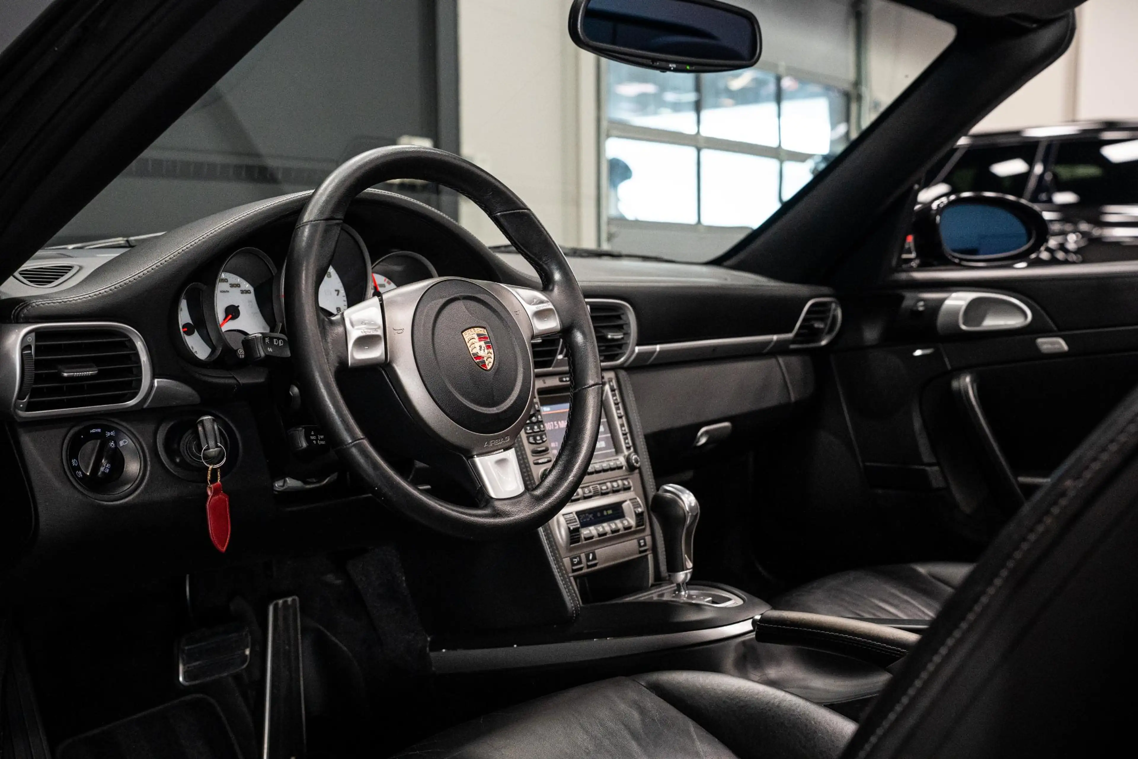 Porsche 997 Cabrio 3.8 Carrera S *BOSE / Cruisecontrol / PASM — photo 29
