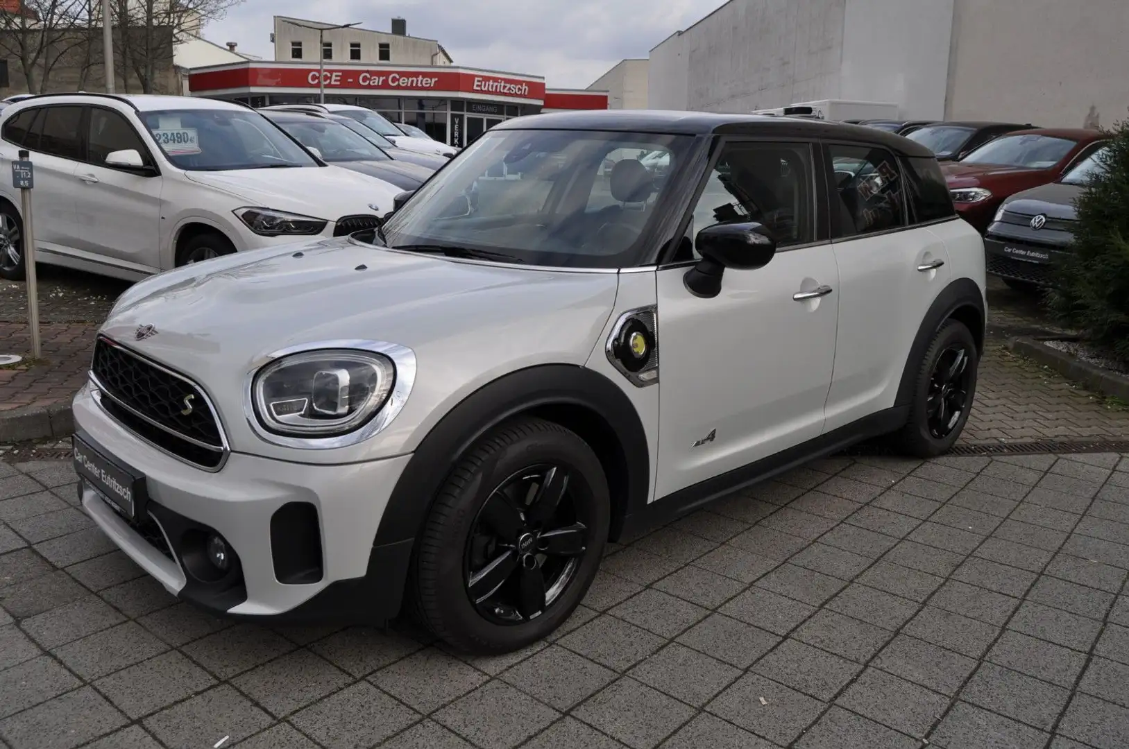 MINI Cooper SE Countryman All4 Hybrid NAVI LED Silber - 1