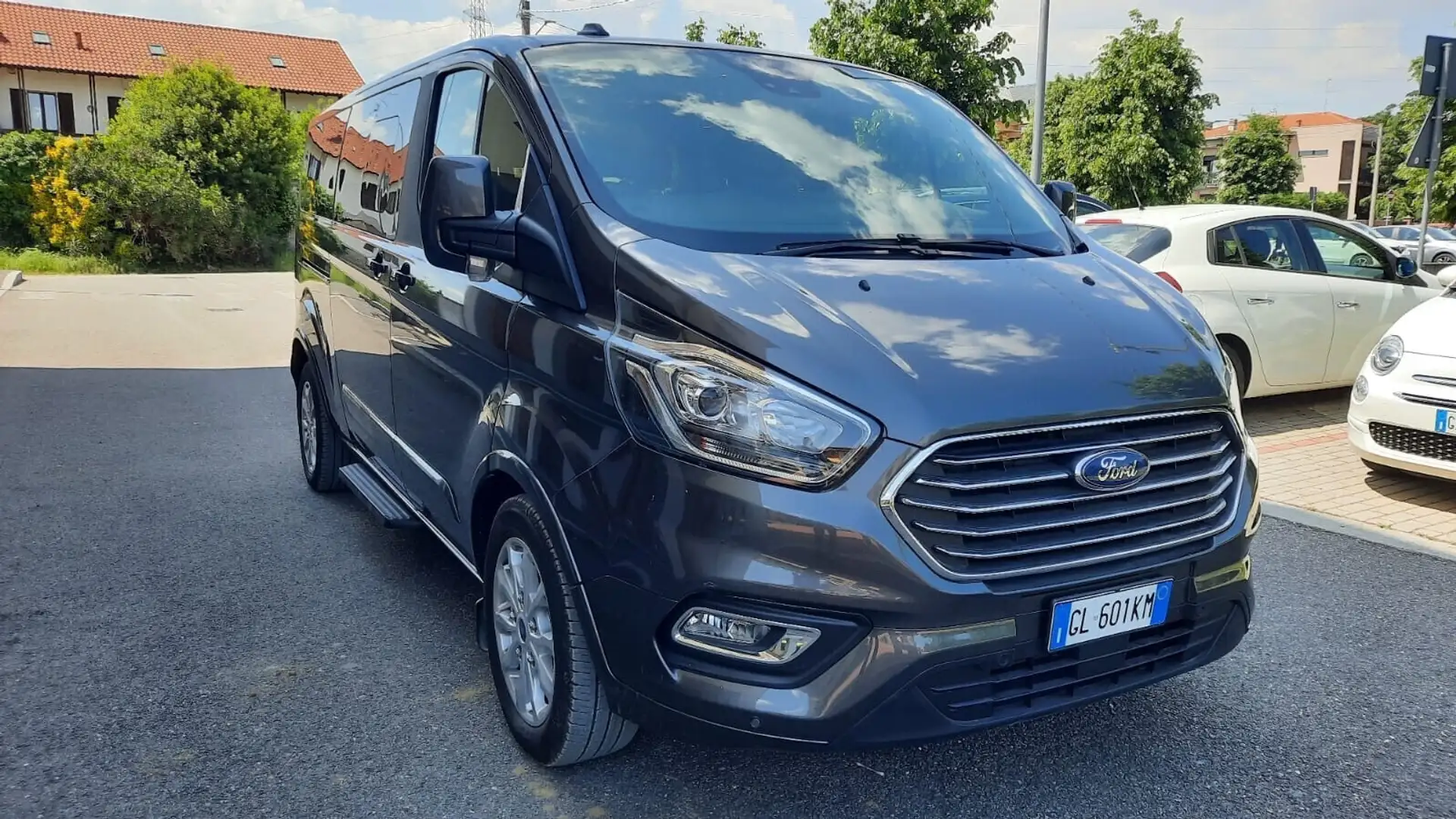 Ford Tourneo Custom Tourneo Custom 320 2.0 EcoBlue 130CV aut. PL Trend Gri - 2