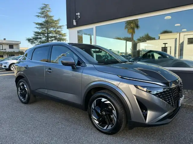 Nissan Qashqai view 5