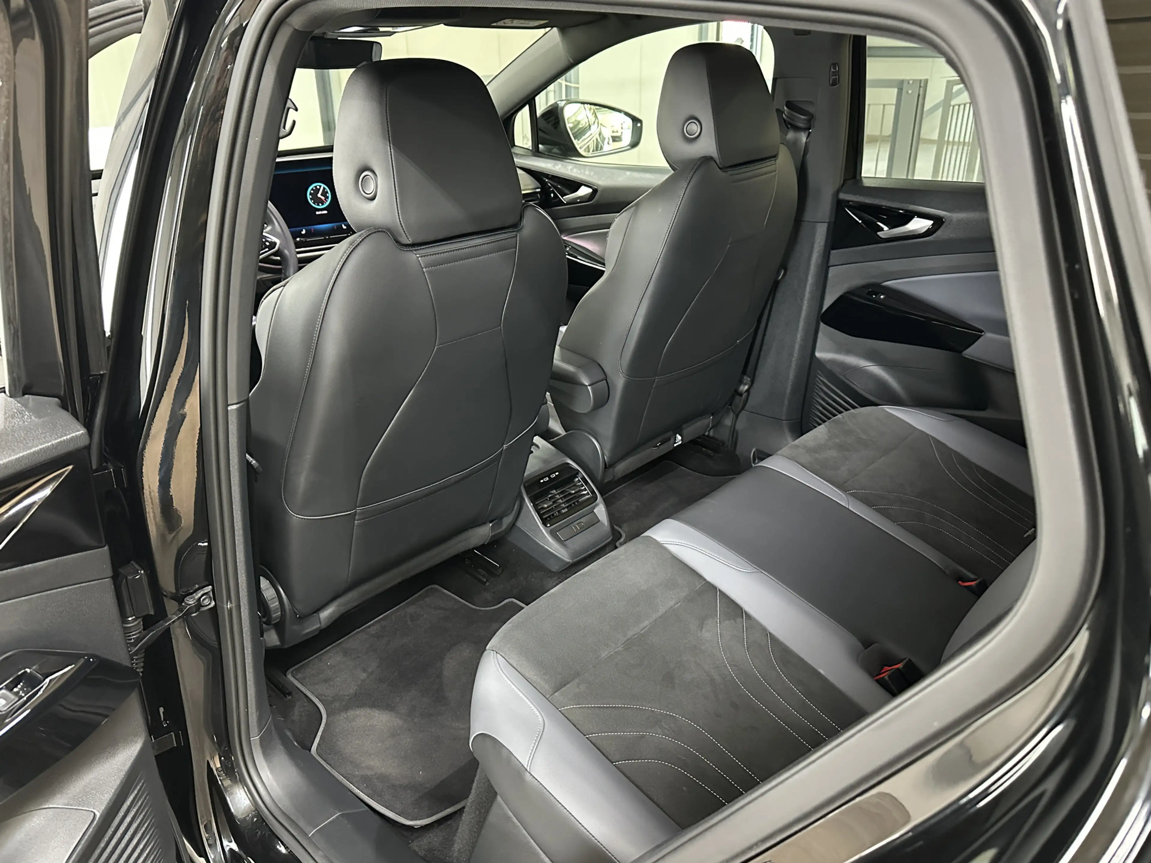 Volkswagen ID.4 Pro Business 77 kWh 286 pk | Acc | Matrix | — photo 26