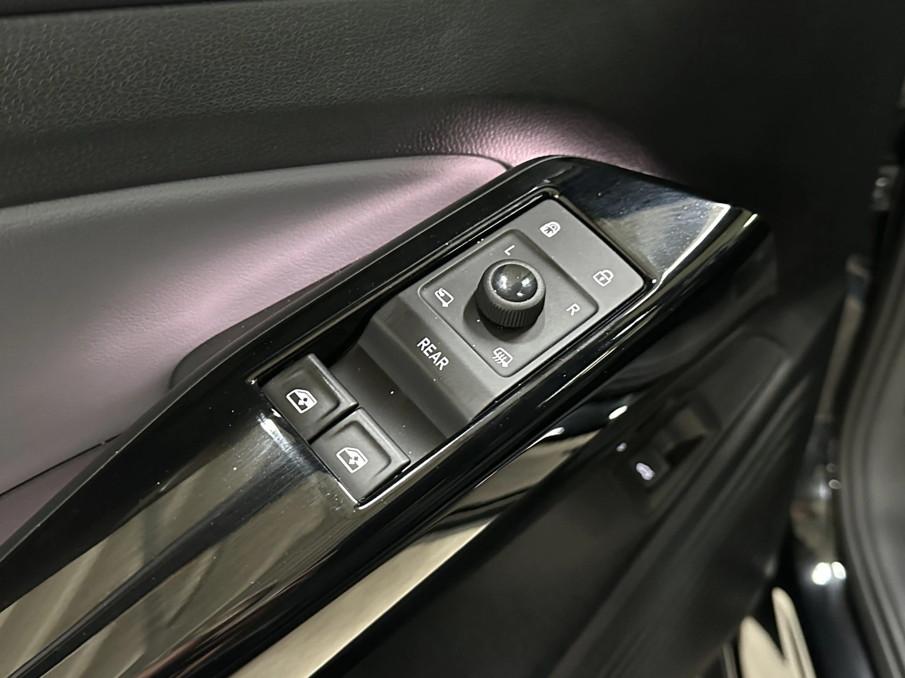 Volkswagen ID.4 Pro Business 77 kWh 286 pk | Acc | Matrix | — photo 9