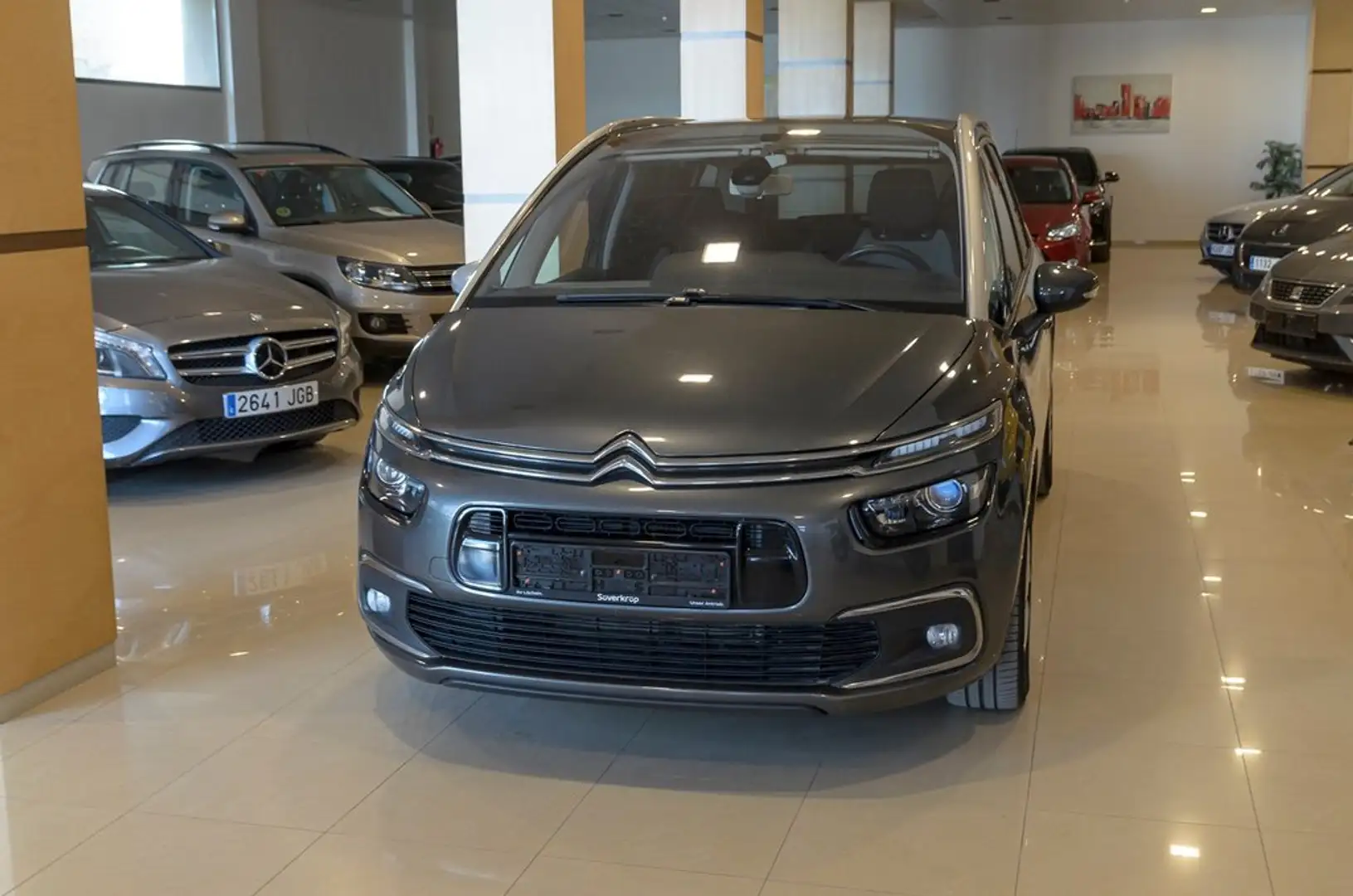 Citroen C4 BlueHDi 88KW (120CV) Shine Gris - 2