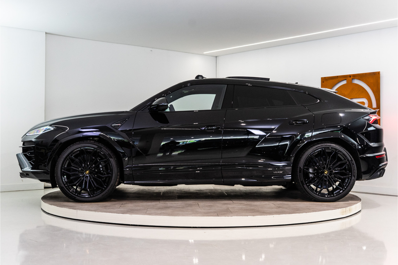 Lamborghini Urus 4.0 V8 Hybrid SE 789PK | NERO HELENE | BTW | IMPAC — photo 2