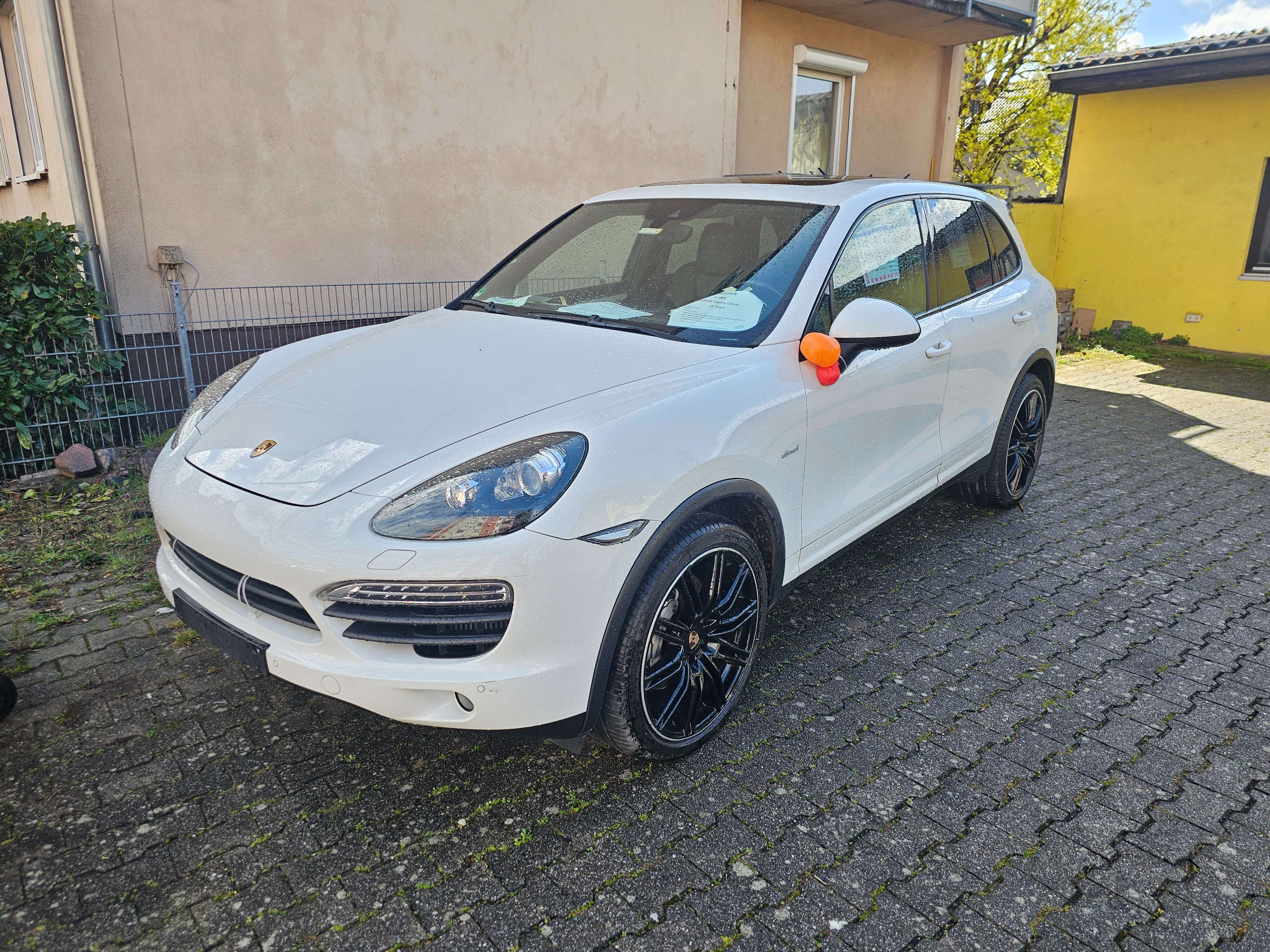 Second hand Porsche Cayenne 