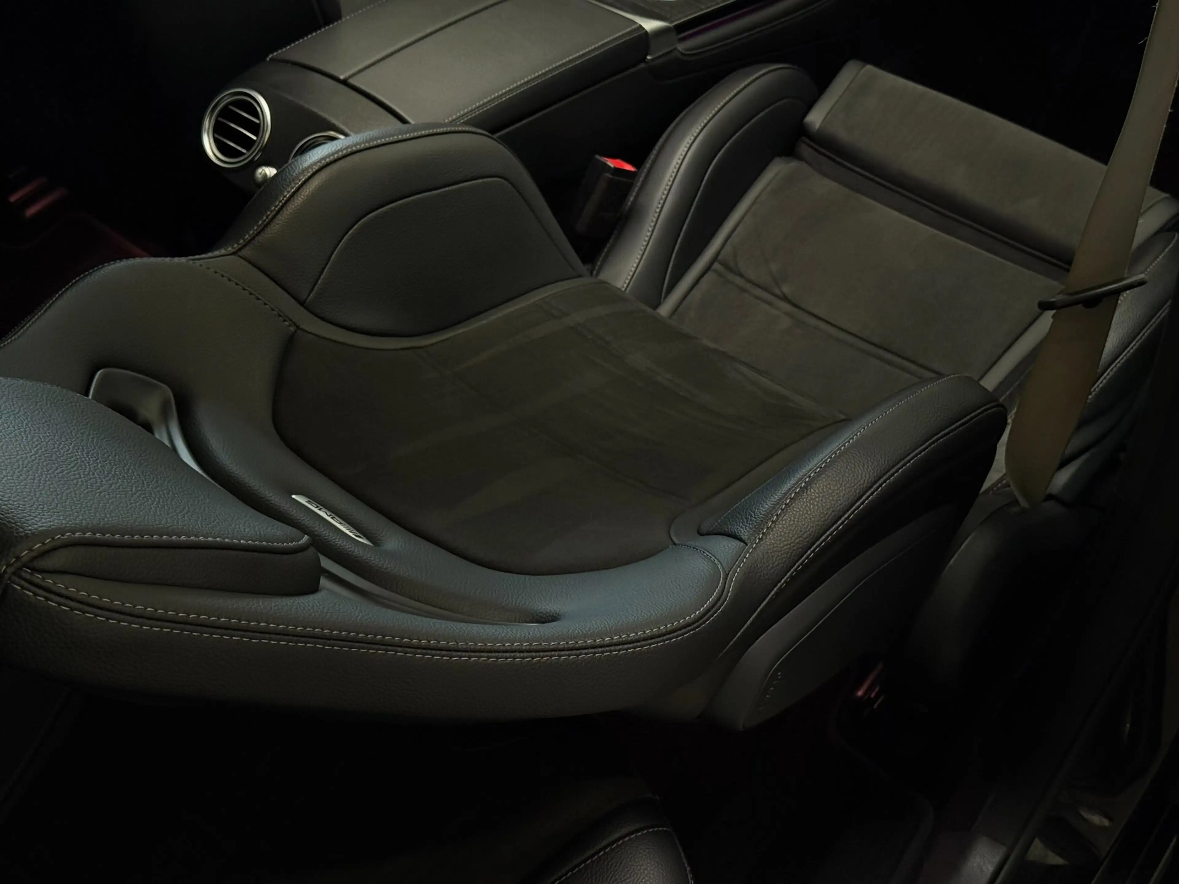 Mercedes-Benz GLC 63 AMG S 4MATIC+ / Kuipstoelen / Pano / Virtual Cockpit / — photo 15