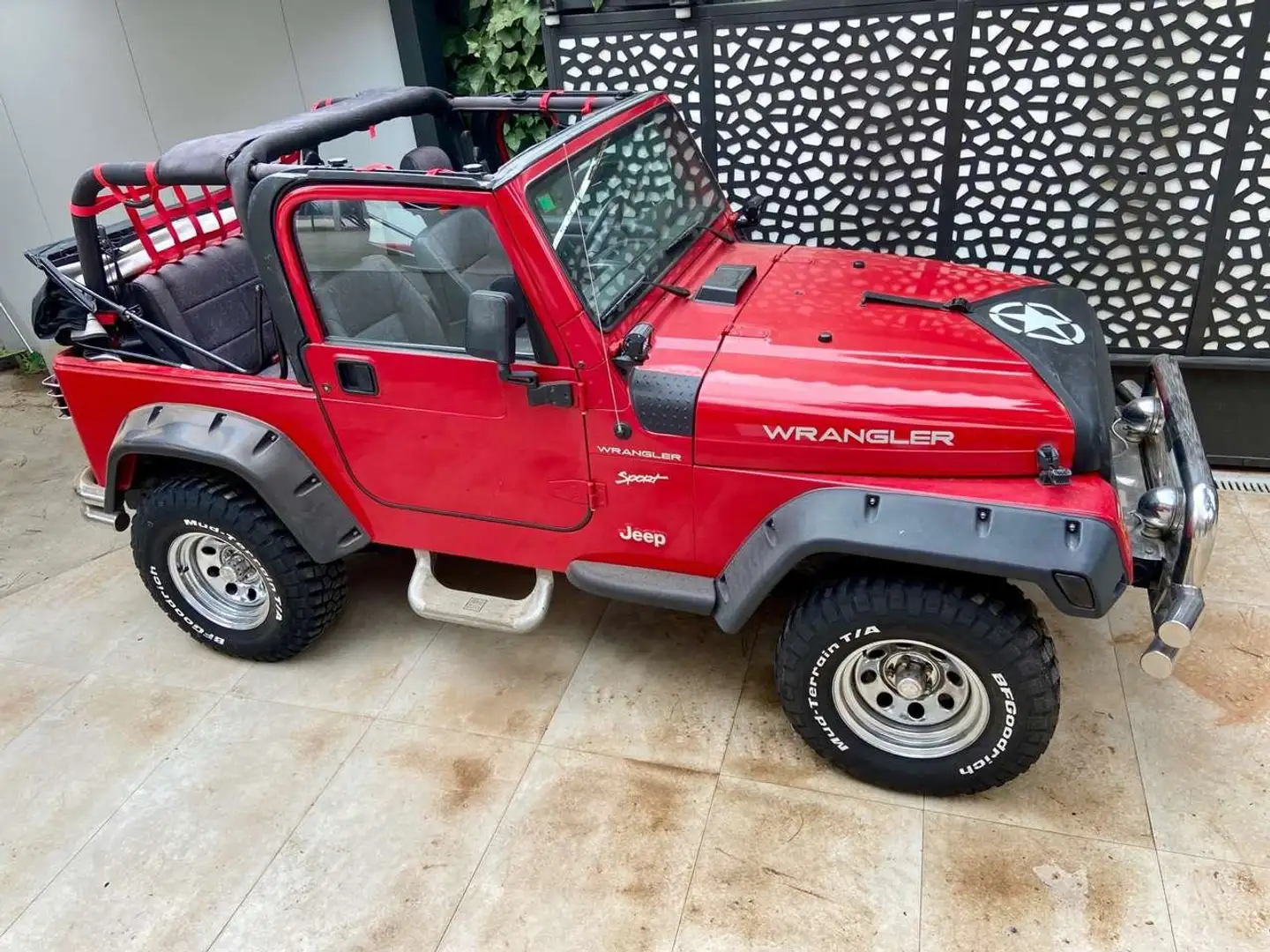 Jeep Wrangler 2.5 Sport Techo Lona Rojo - 1
