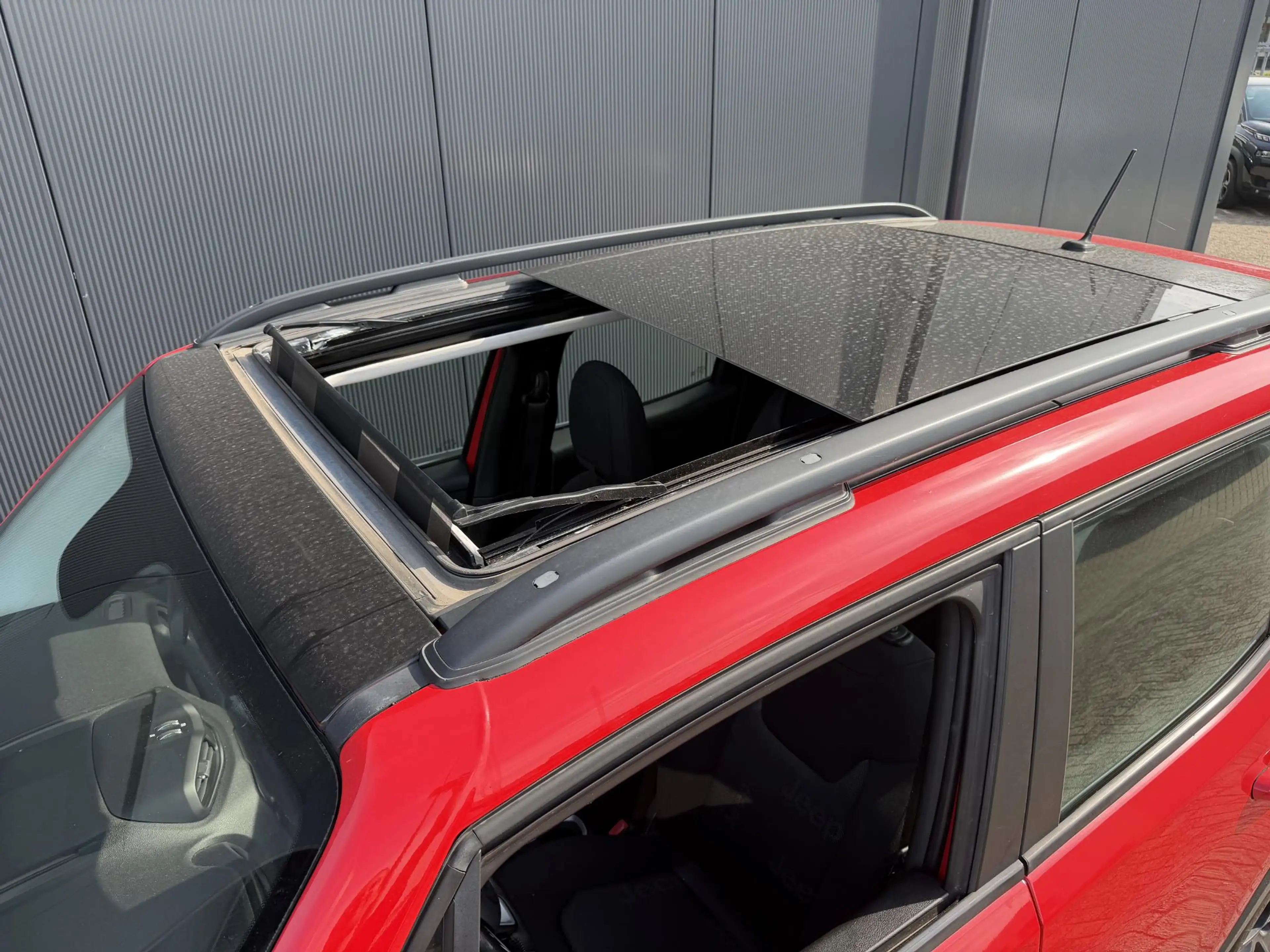 Jeep Renegade 1.4 MultiAir Freedom 17"/Panoramadak/Trekhaak/Came — photo 4